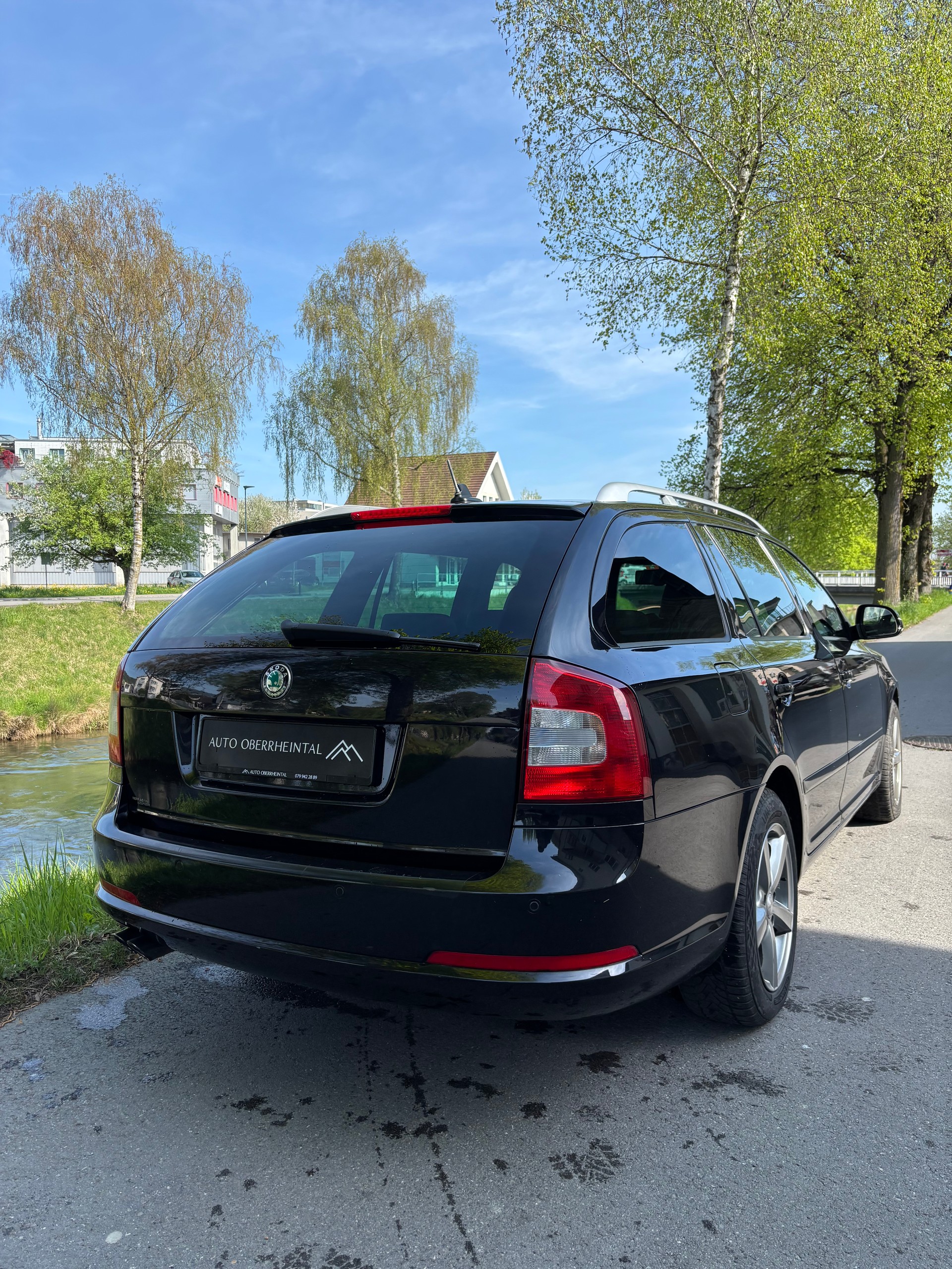 SKODA Octavia Combi 2.0 TSI RS DSG-image-6