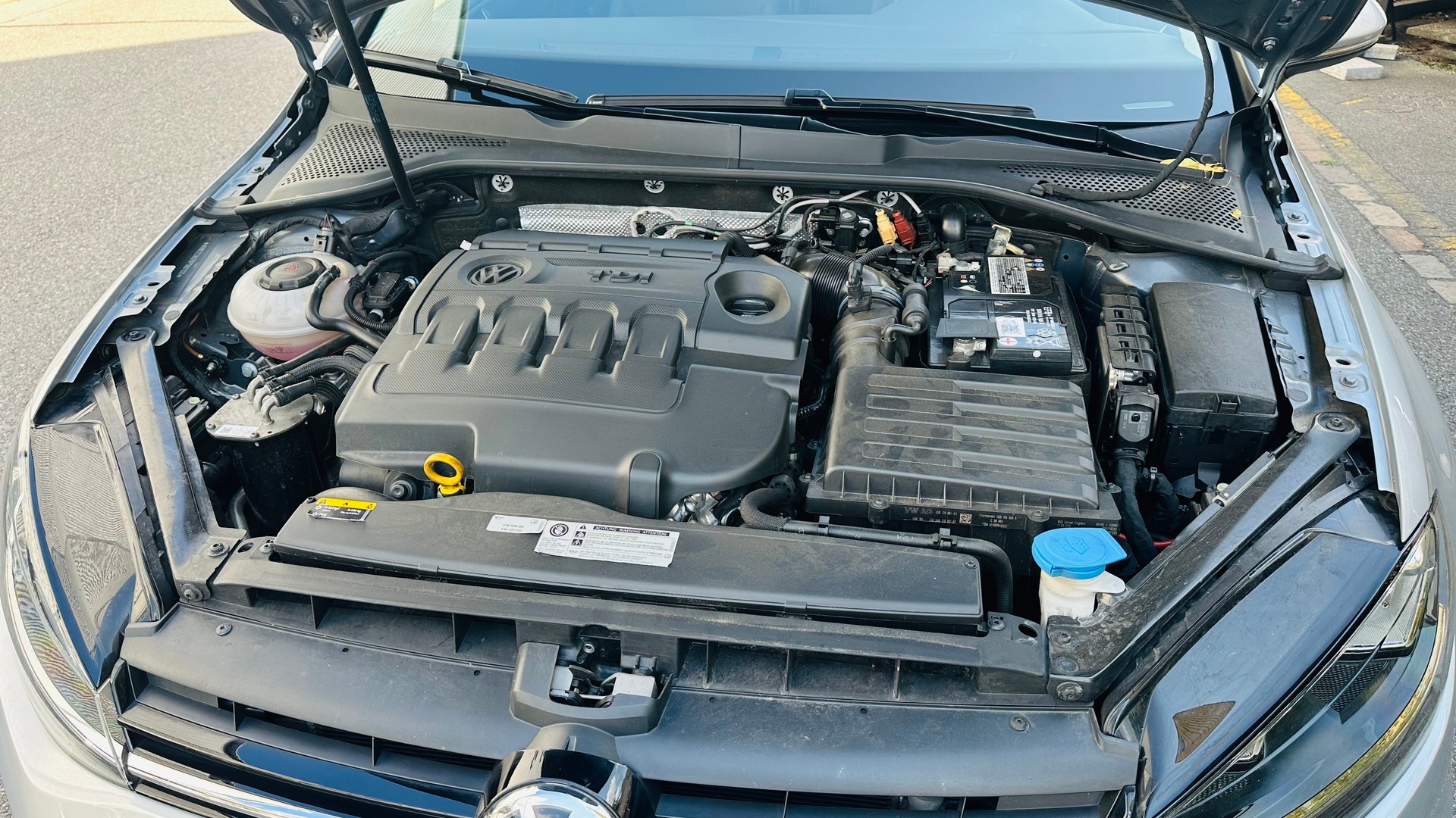 VW 2.0 TDI Comfortline-image-4