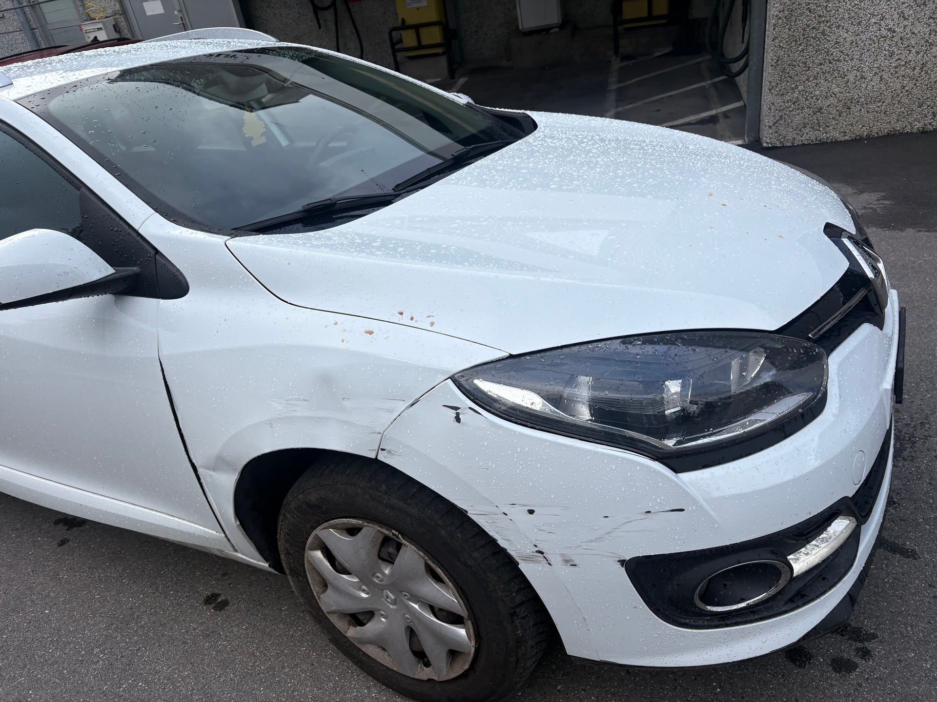 RENAULT Mégane Grandtour 1.5 dCi Bose EDC-image-5