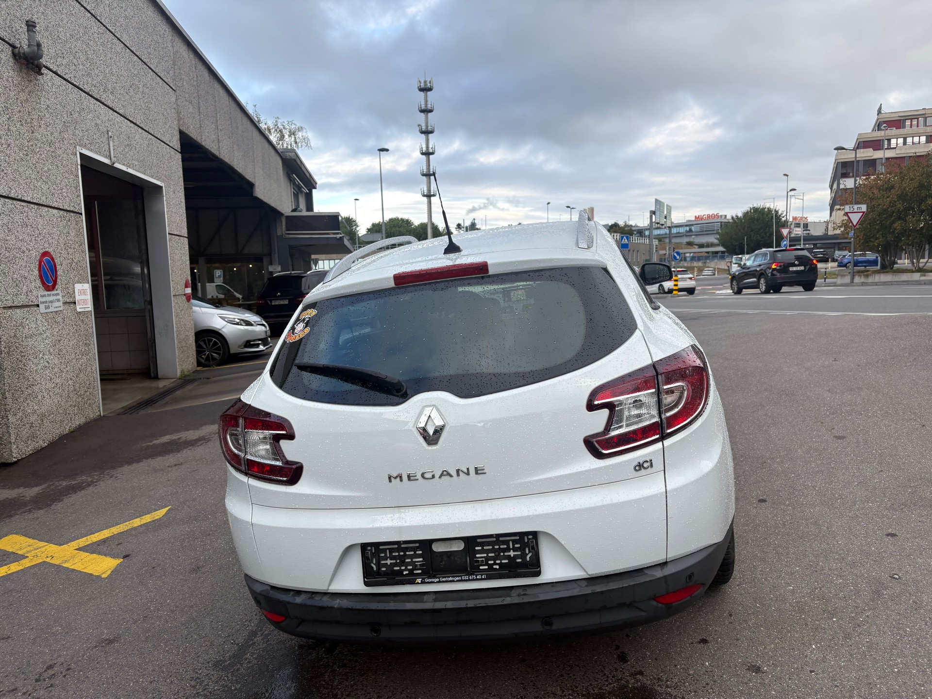 RENAULT Mégane Grandtour 1.5 dCi Bose EDC-image-9