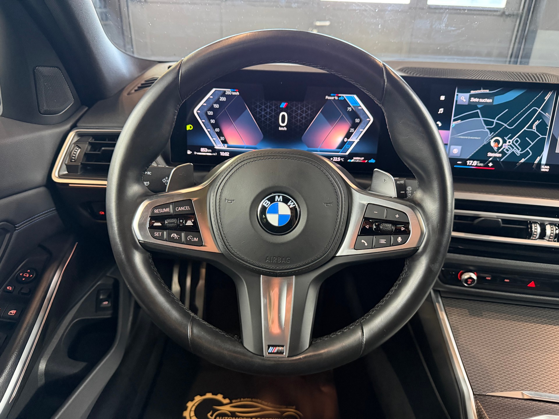 BMW 320d xDrive 48V Touring Steptronic M Sport-image-14