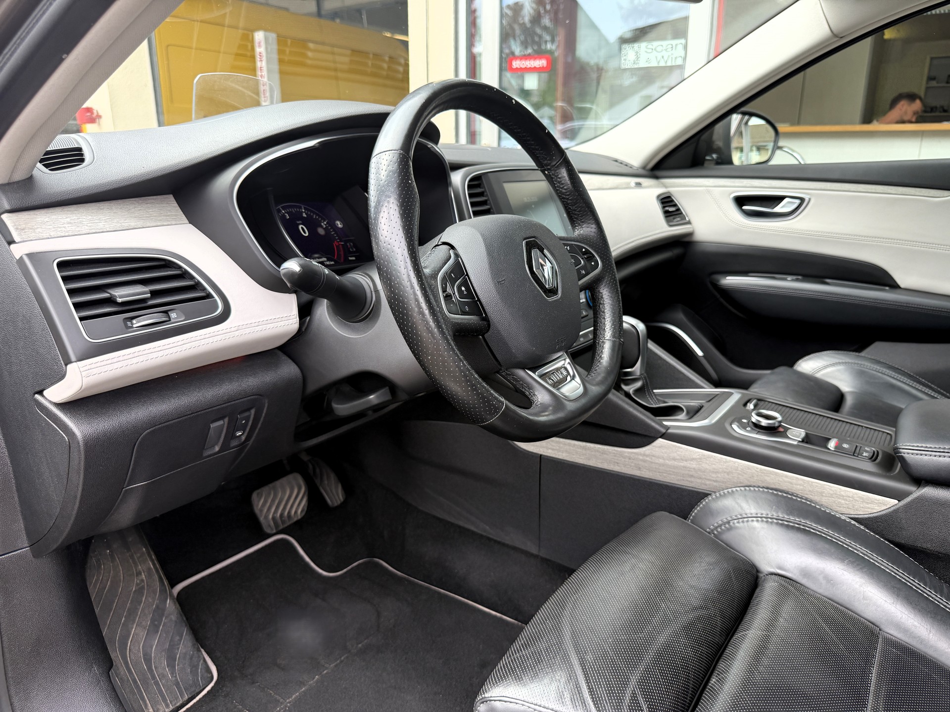 RENAULT Talisman 1.6 TCe Initiale EDC-image-12