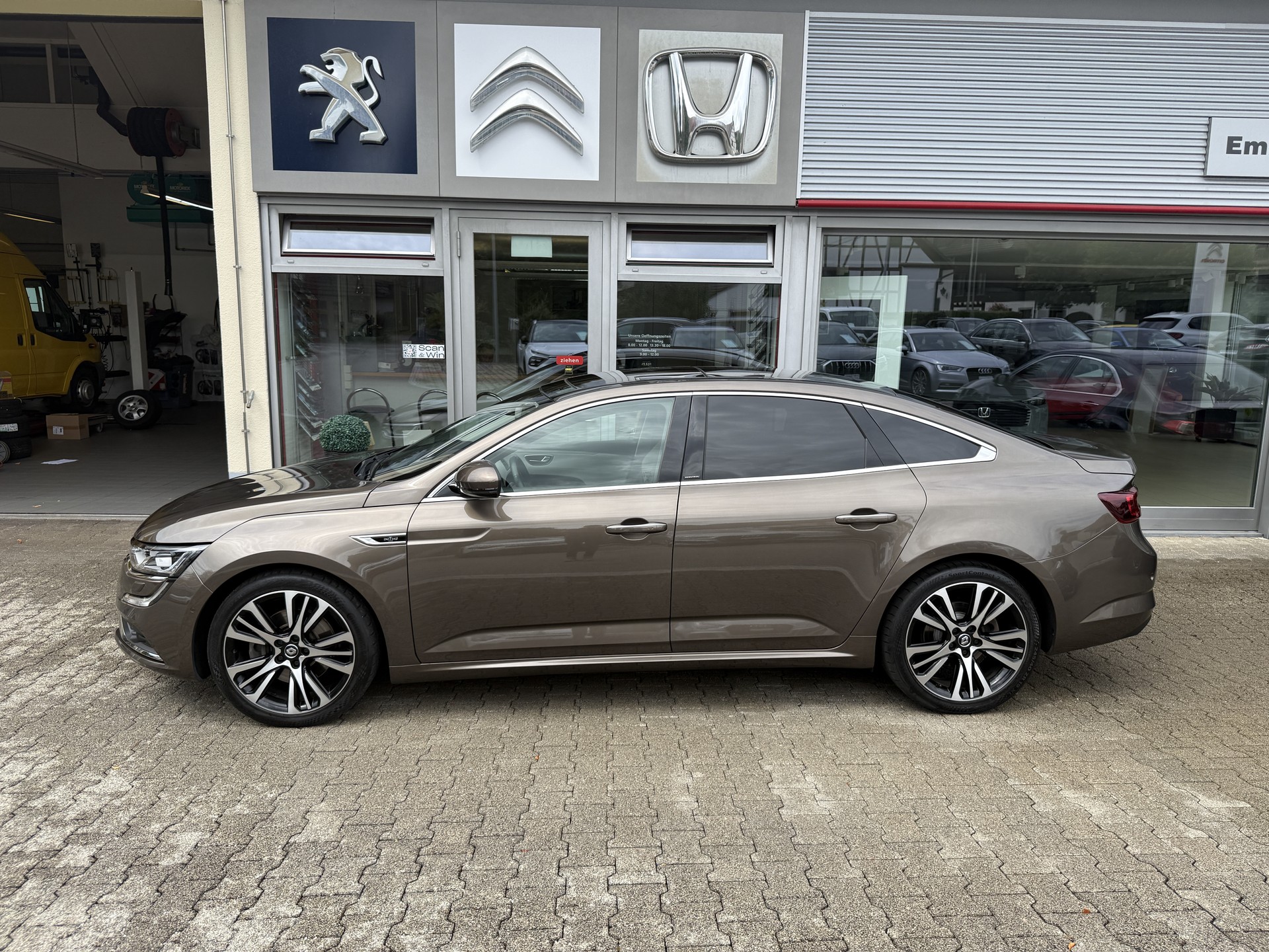 RENAULT Talisman 1.6 TCe Initiale EDC-image-3