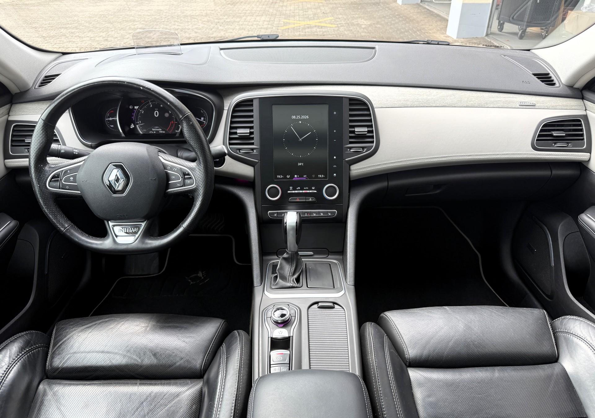RENAULT Talisman 1.6 TCe Initiale EDC-image-11