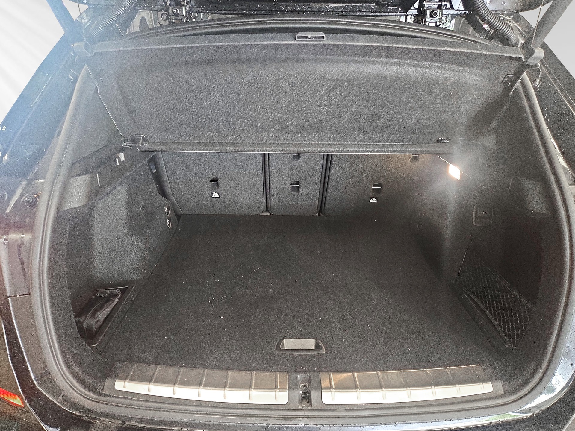 BMW X1 xDrive 25e M Sport Steptronic-image-7