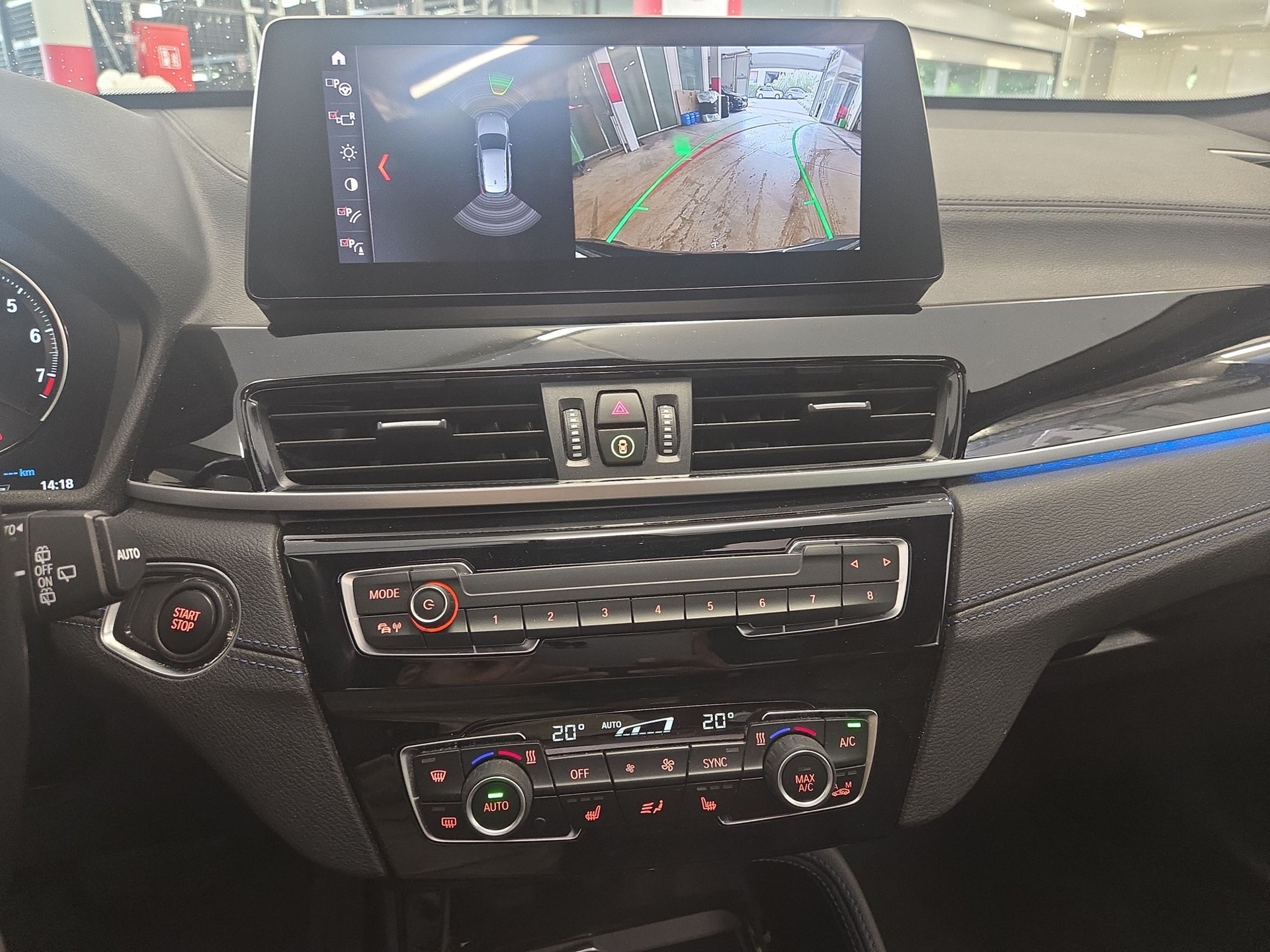 BMW X1 xDrive 25e M Sport Steptronic-image-15