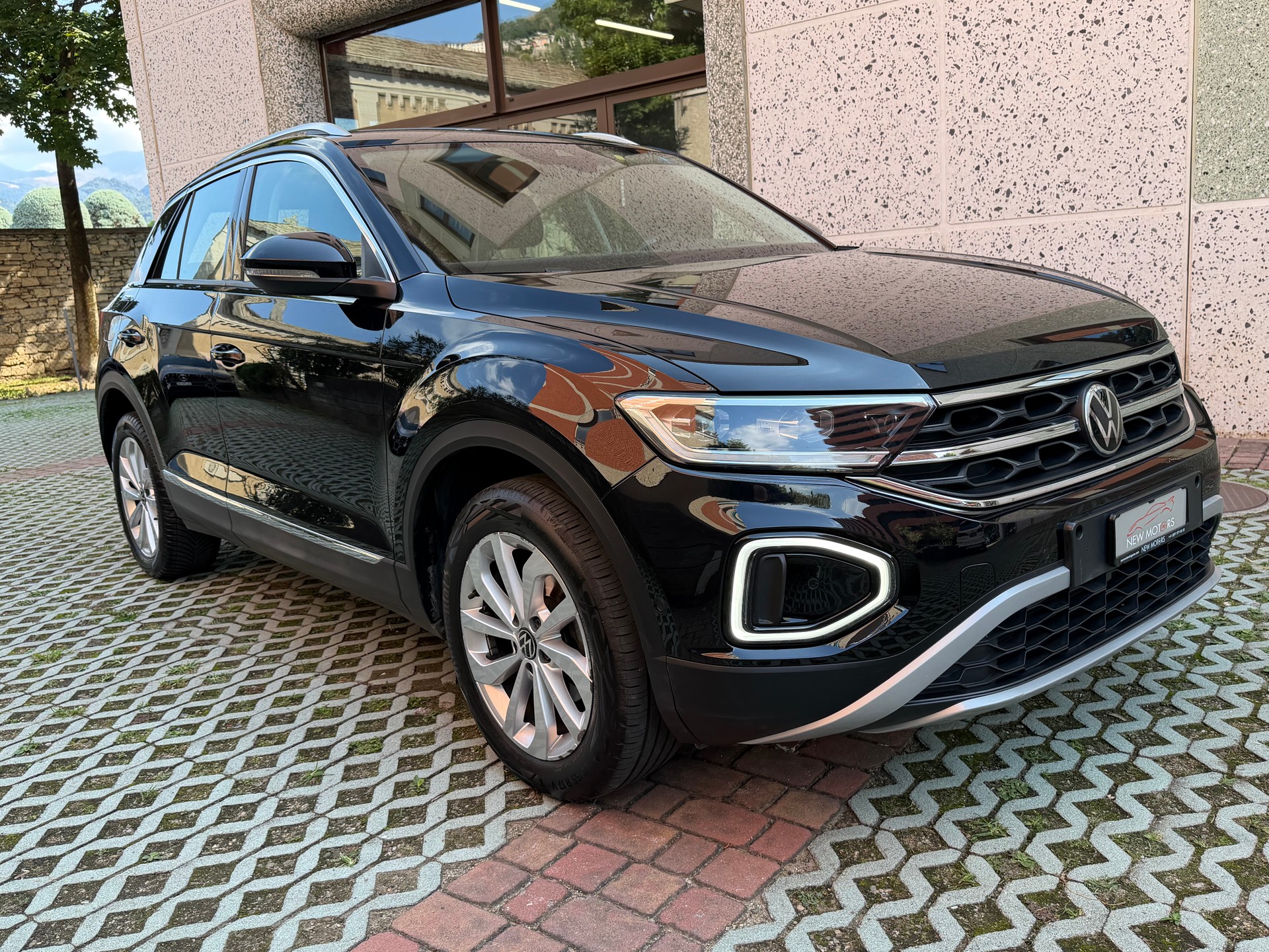VW T-Roc Cabriolet 1.5 TSI EVO Advance DSG-image-3