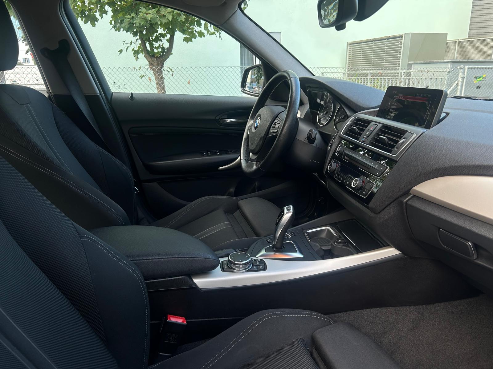 BMW 118i-image-12