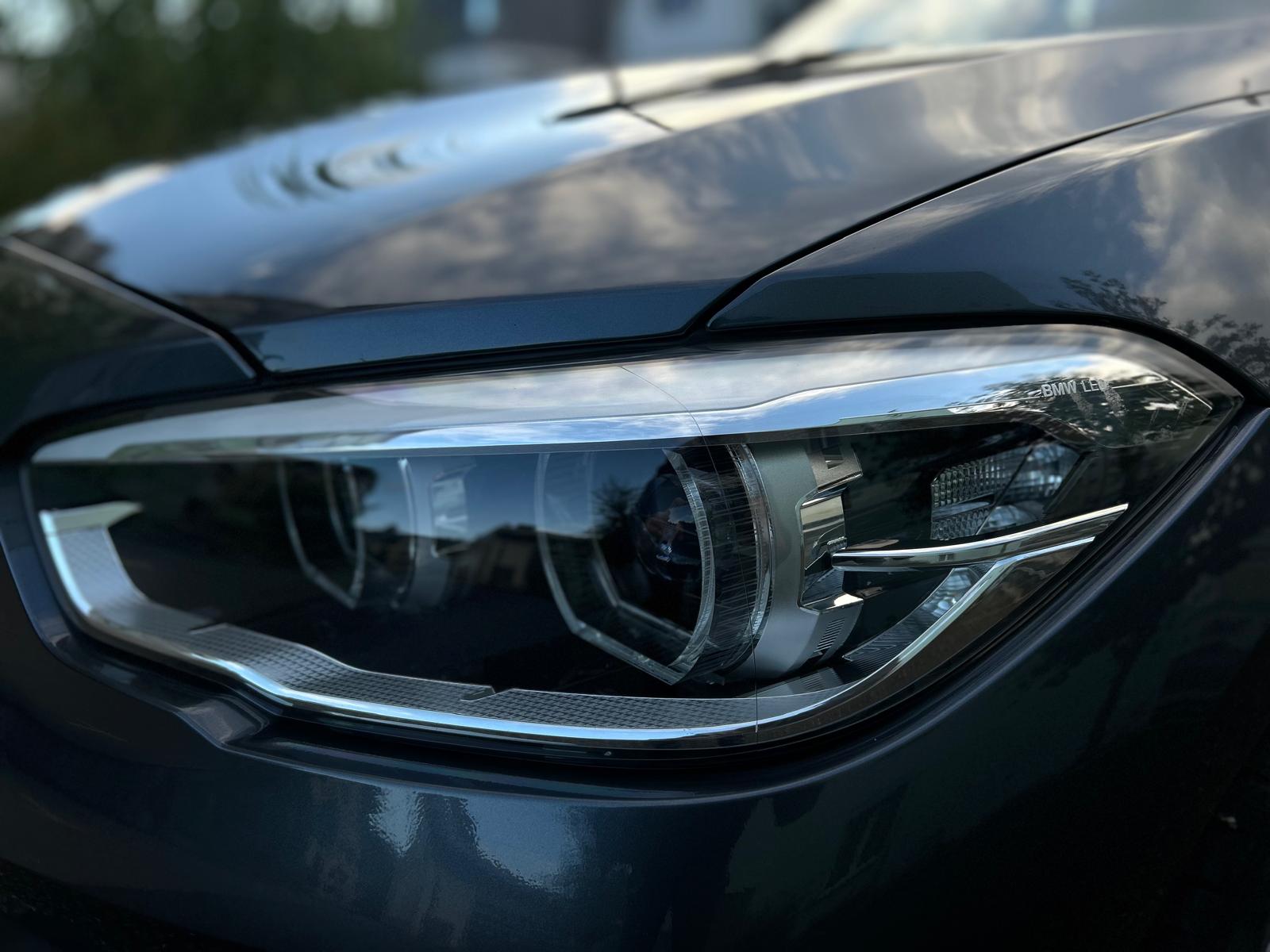BMW 118i-image-8