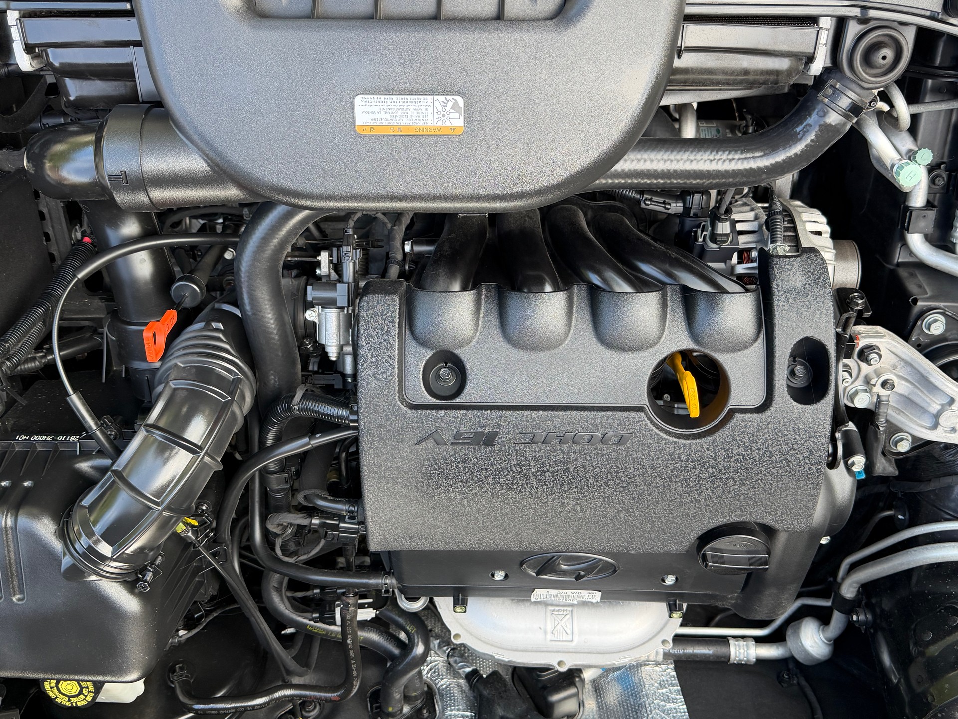 HYUNDAI i30 Wagon 1.6 Style Automatic-image-13