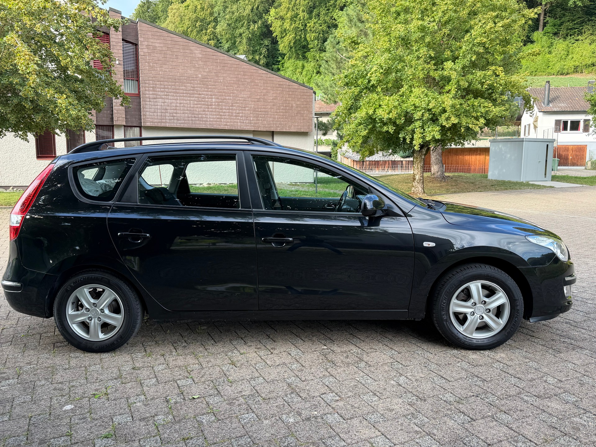 HYUNDAI i30 Wagon 1.6 Style Automatic-image-7