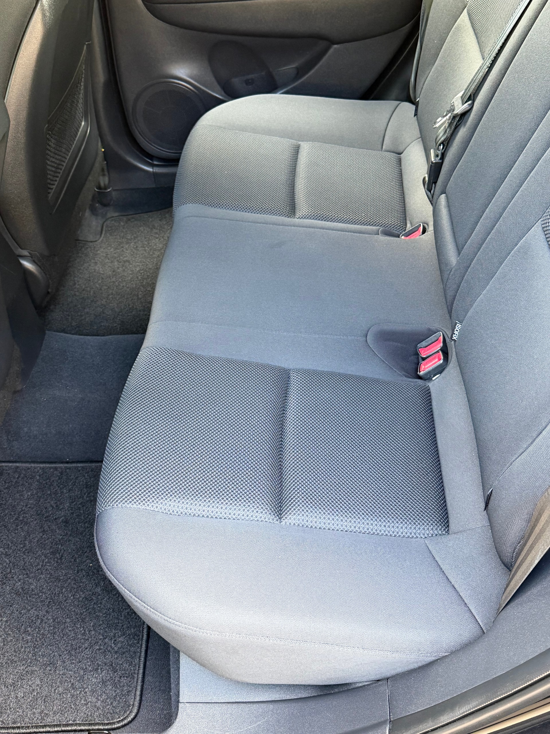 HYUNDAI i30 Wagon 1.6 Style Automatic-image-10
