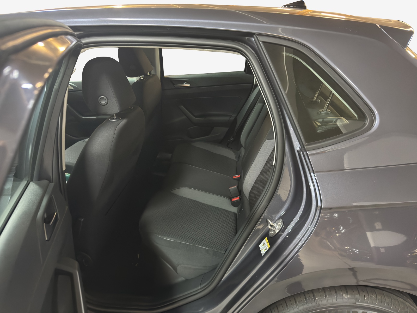 VW Polo 1.0 TSI Trend-image-11