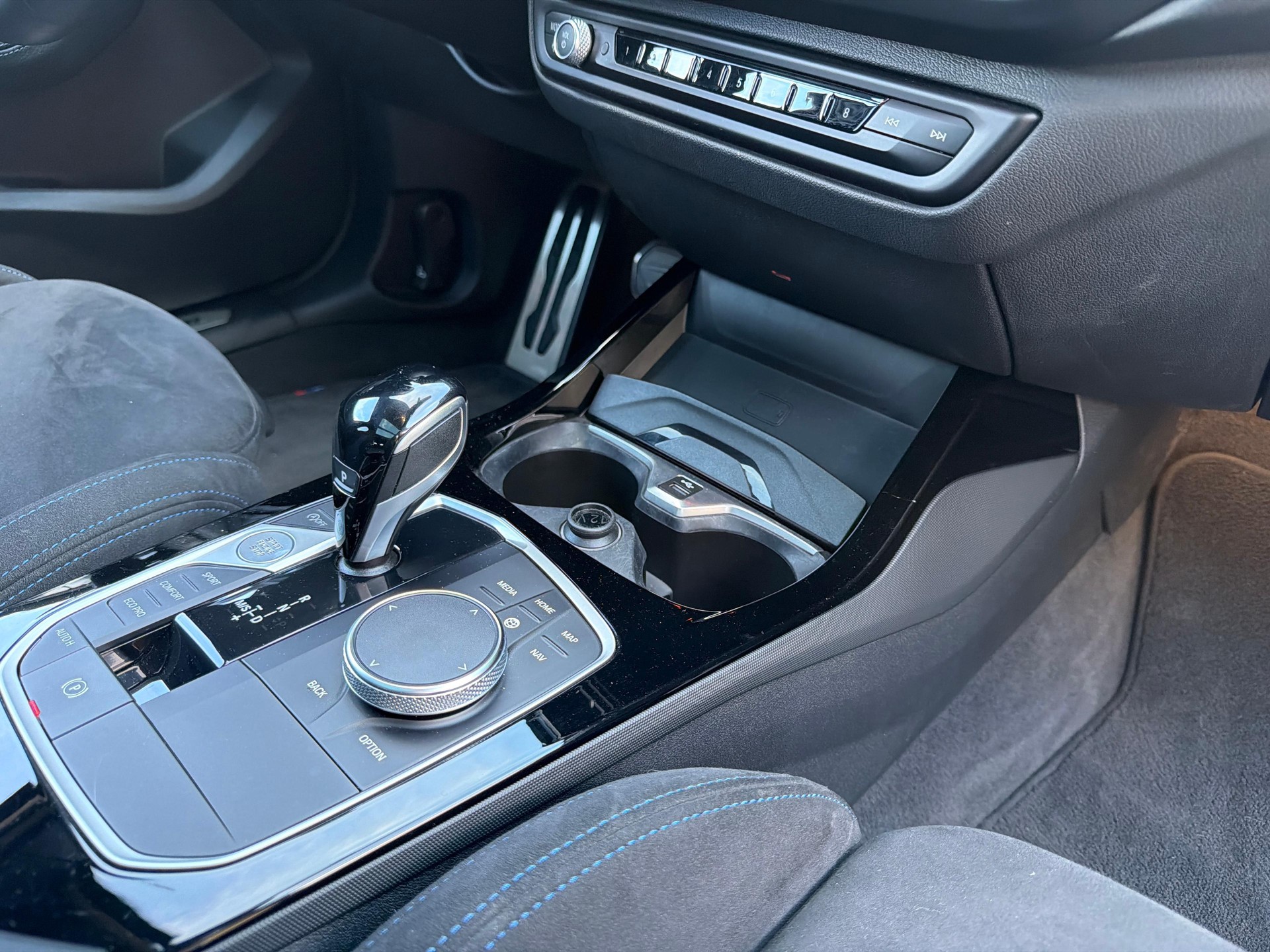 BMW M135i xDrive-image-16