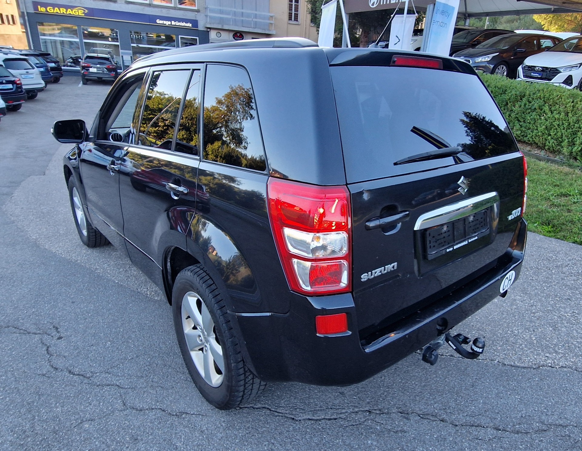 SUZUKI Grand Vitara 2.4 16V GL Top-showroom-element-3