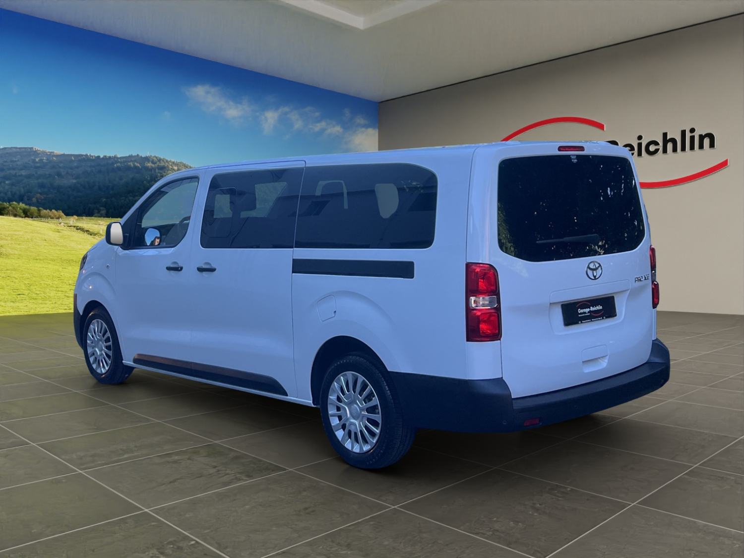 TOYOTA PROACE Verso L2 2.2 D Comfort-image-2