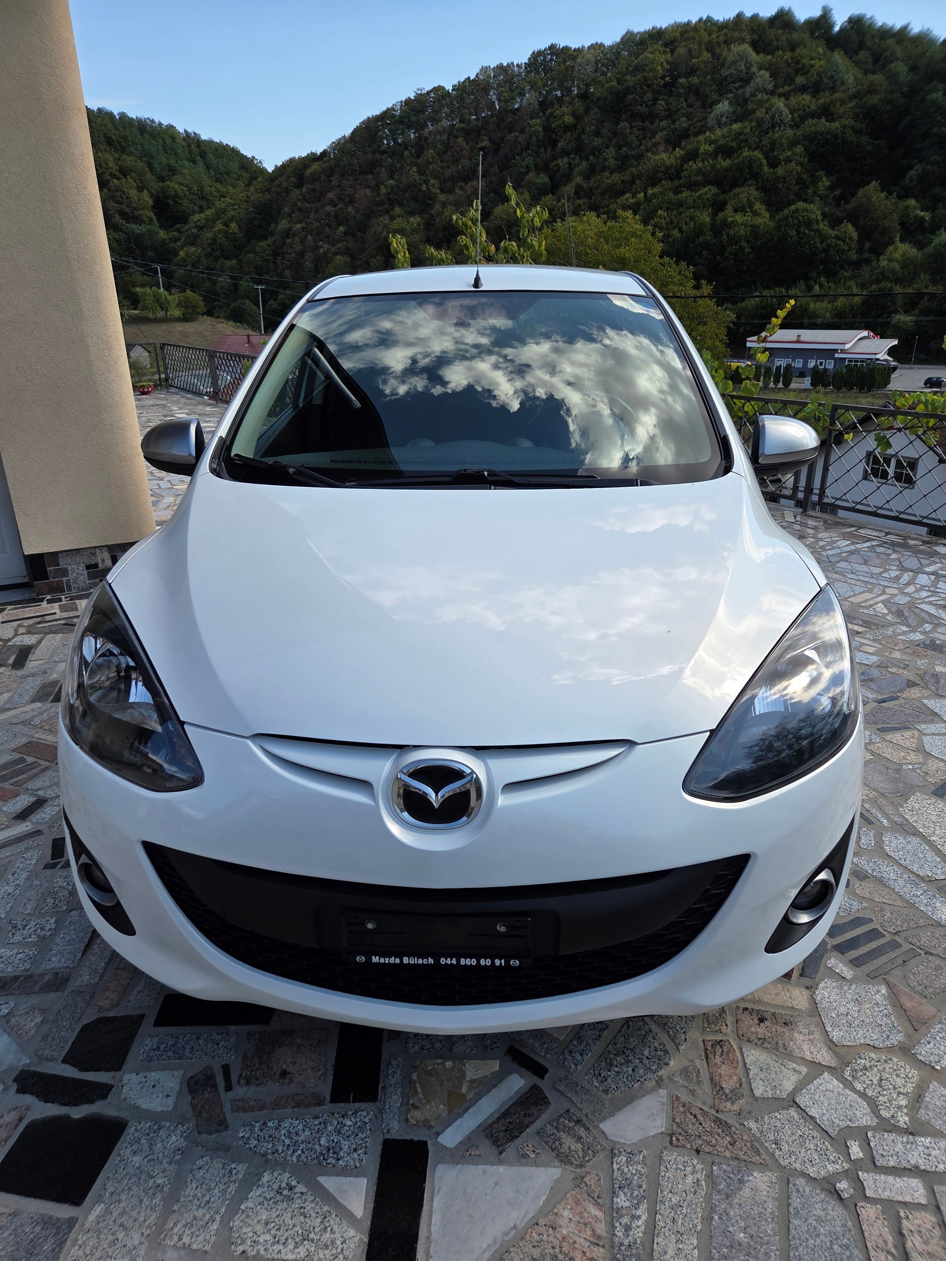MAZDA 1.3 84 MZR Suisse Edition+-image-1