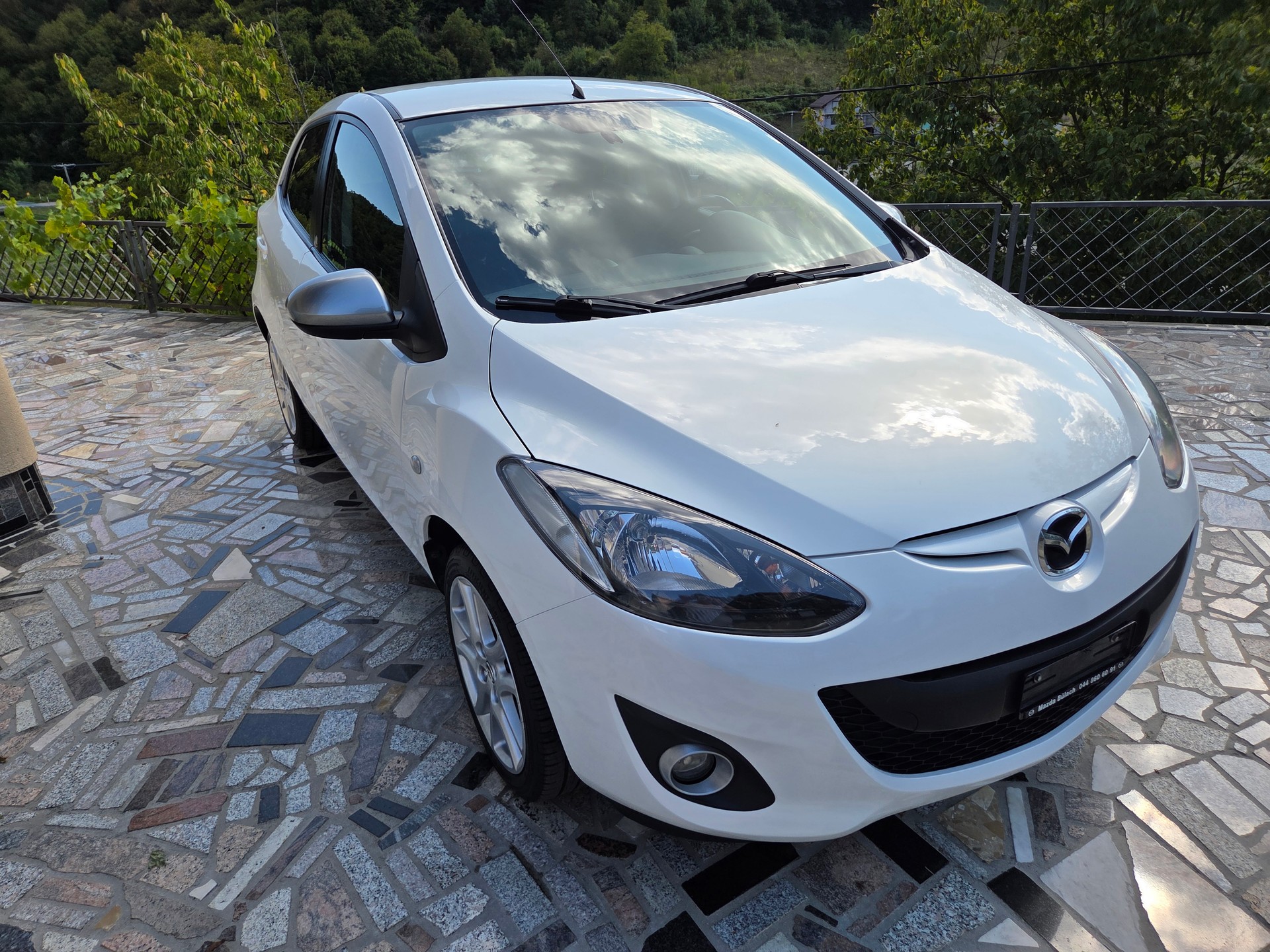 MAZDA 1.3 84 MZR Suisse Edition+-image-2