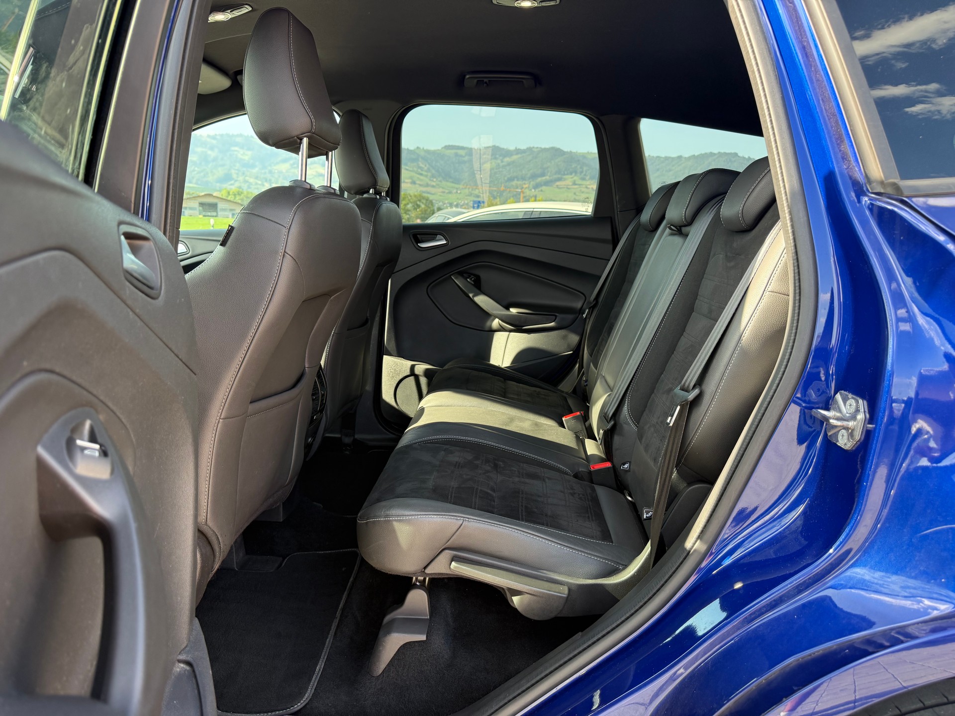 FORD Kuga 1.5 SCTi ST Line 4WD Automatic-image-13