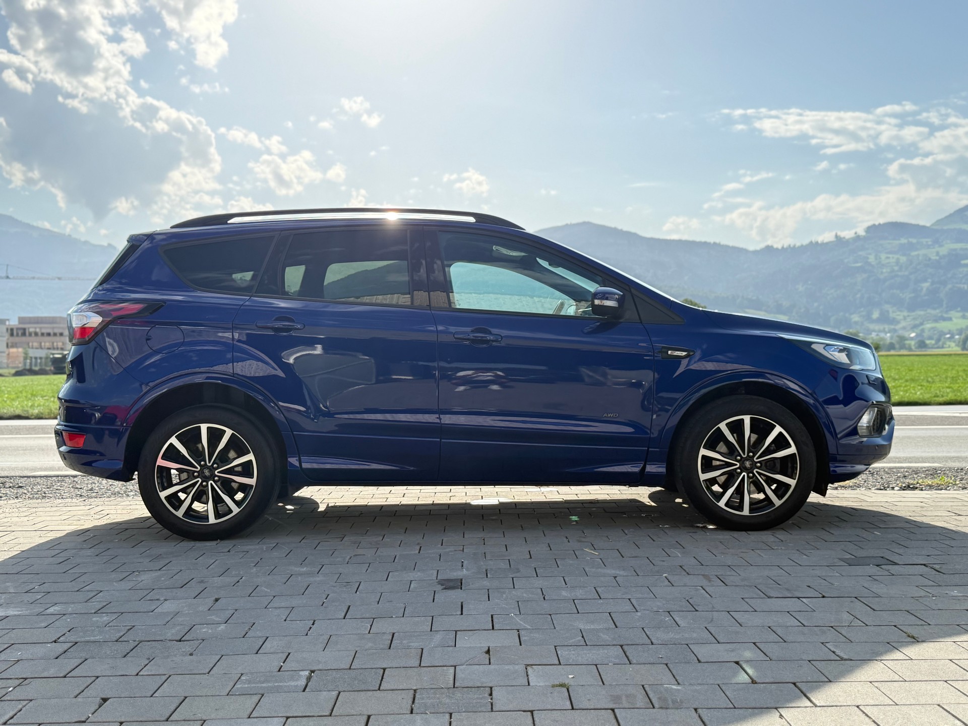 FORD Kuga 1.5 SCTi ST Line 4WD Automatic-image-4