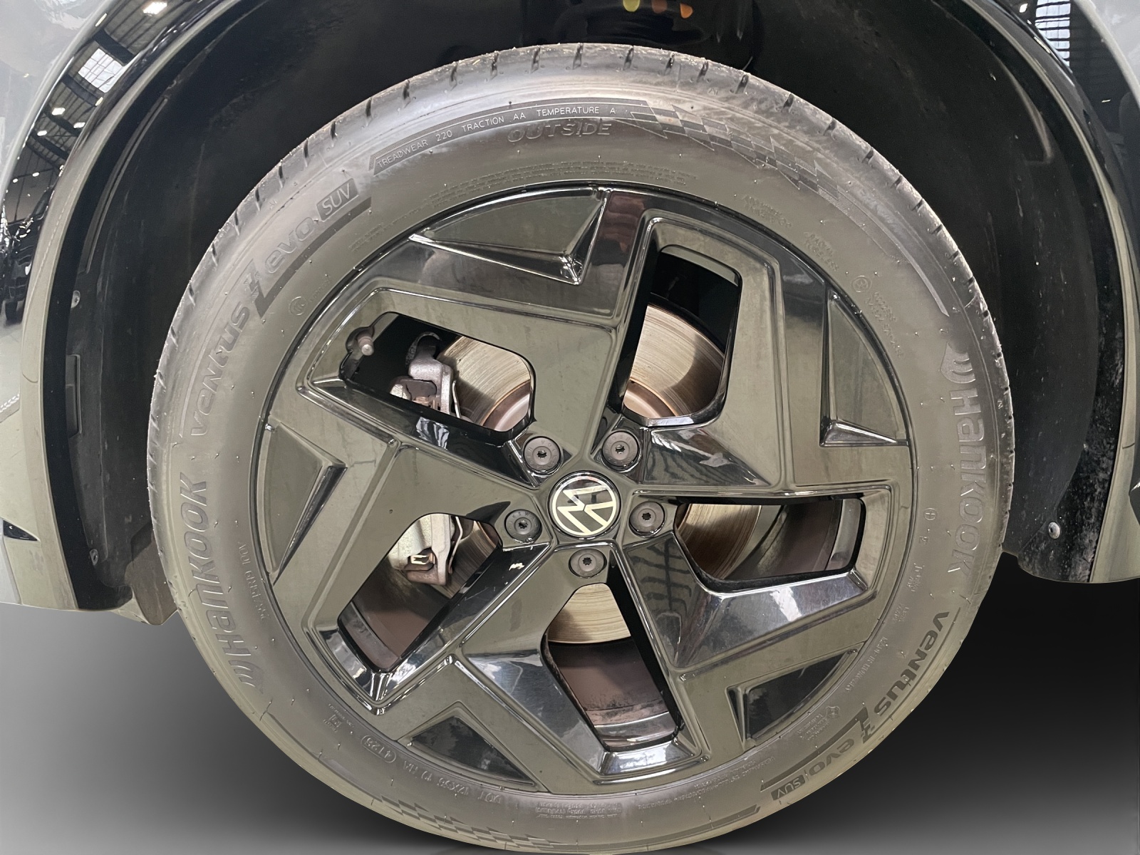 VW Tiguan 2.0 TSI DSG R-Line 4Motion-image-13