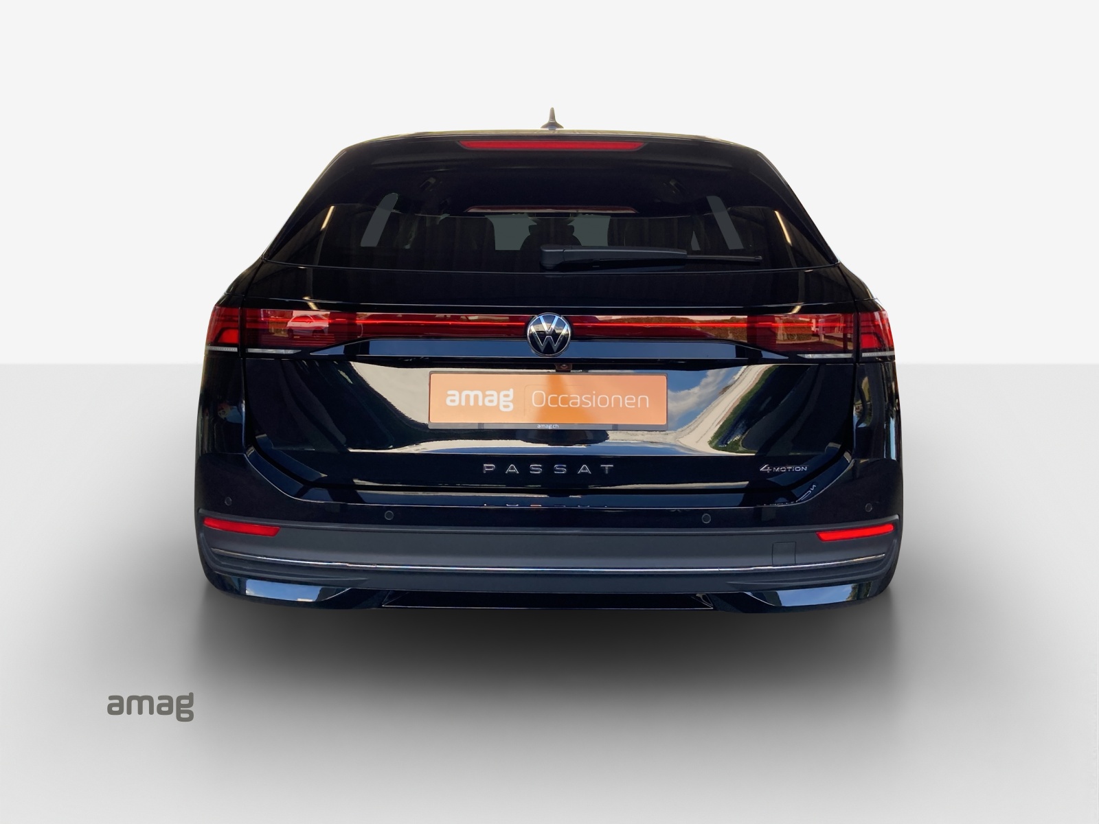 VW Passat Variant 2.0 TDI evo Business 4 Motion DSG-image-3