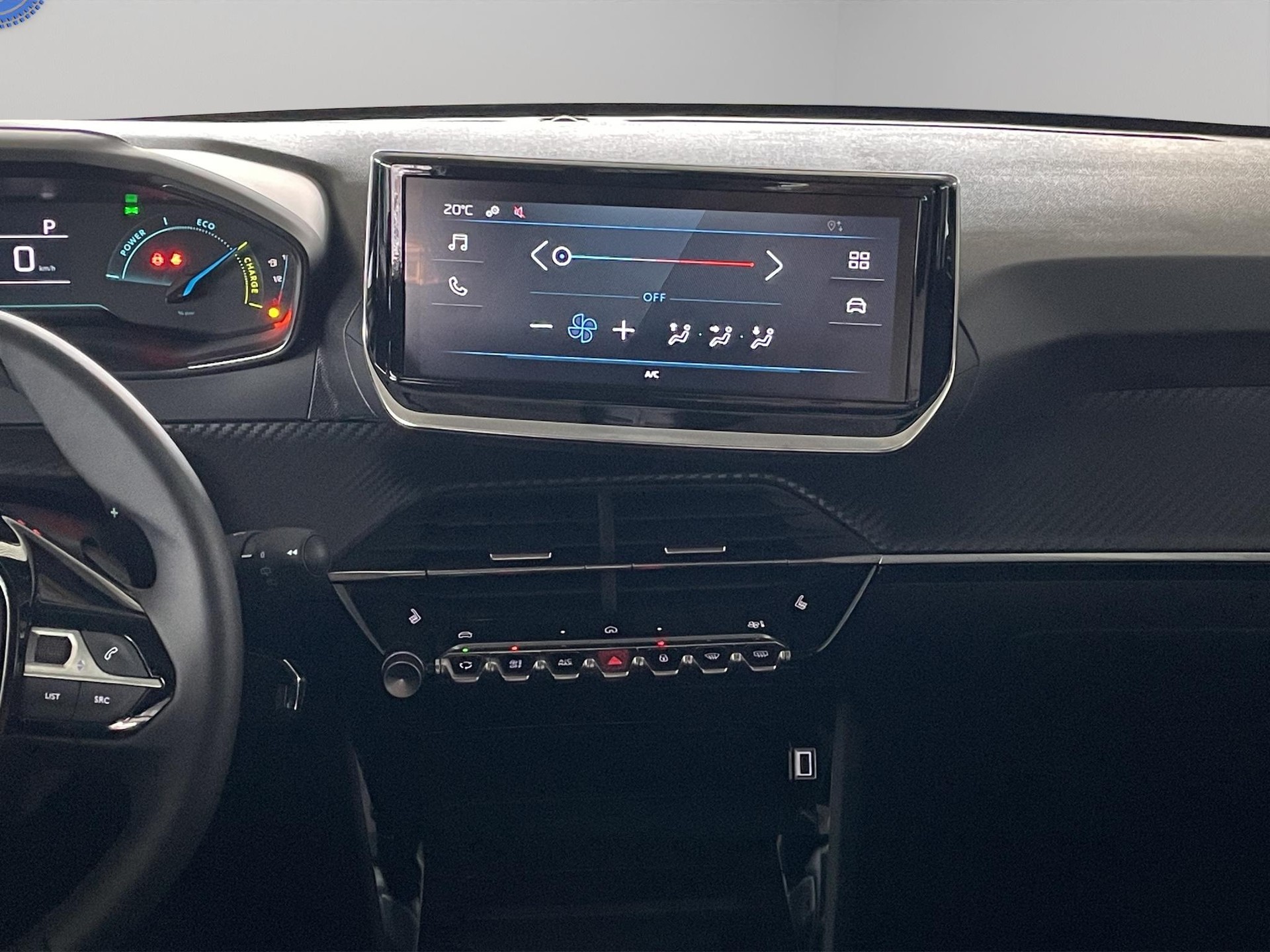 PEUGEOT 208 1.2 Hybrid Style-image-7