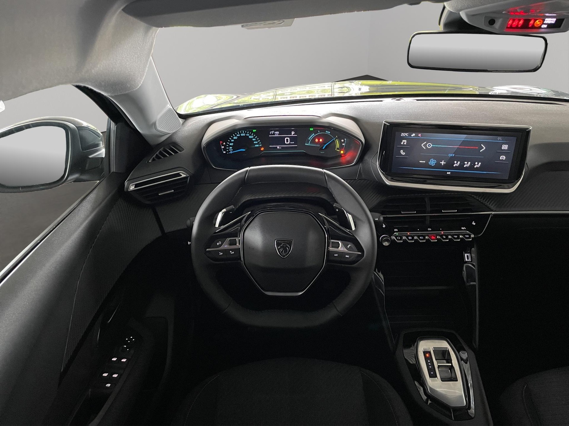 PEUGEOT 208 1.2 Hybrid Style-image-6