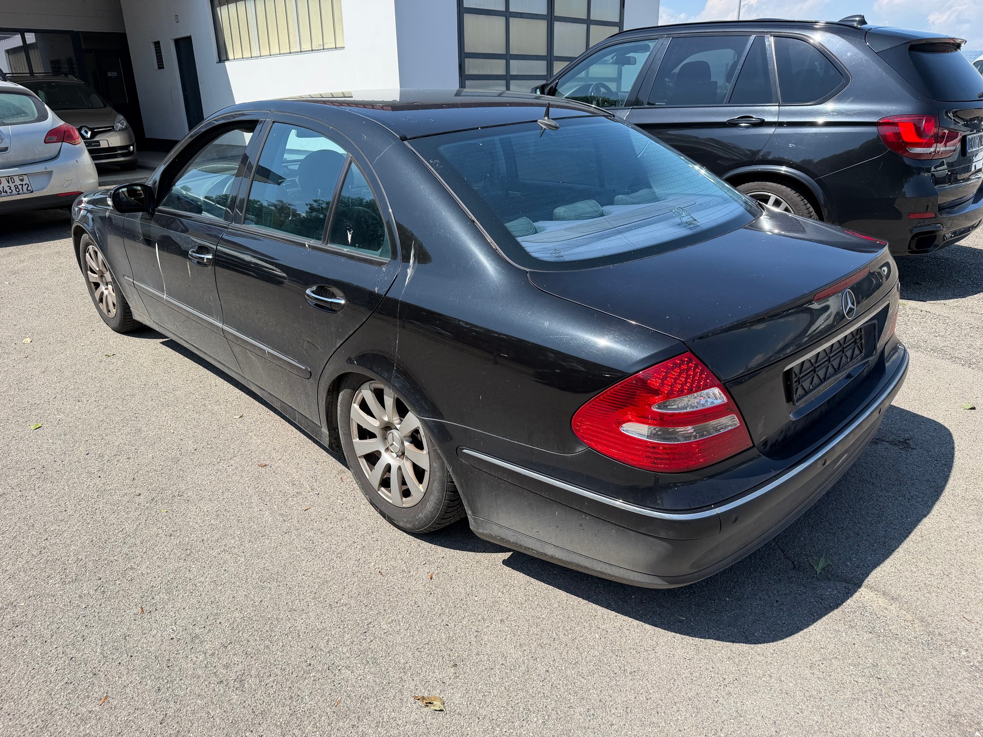 MERCEDES-BENZ E 320 Elégance Automatic-image-6