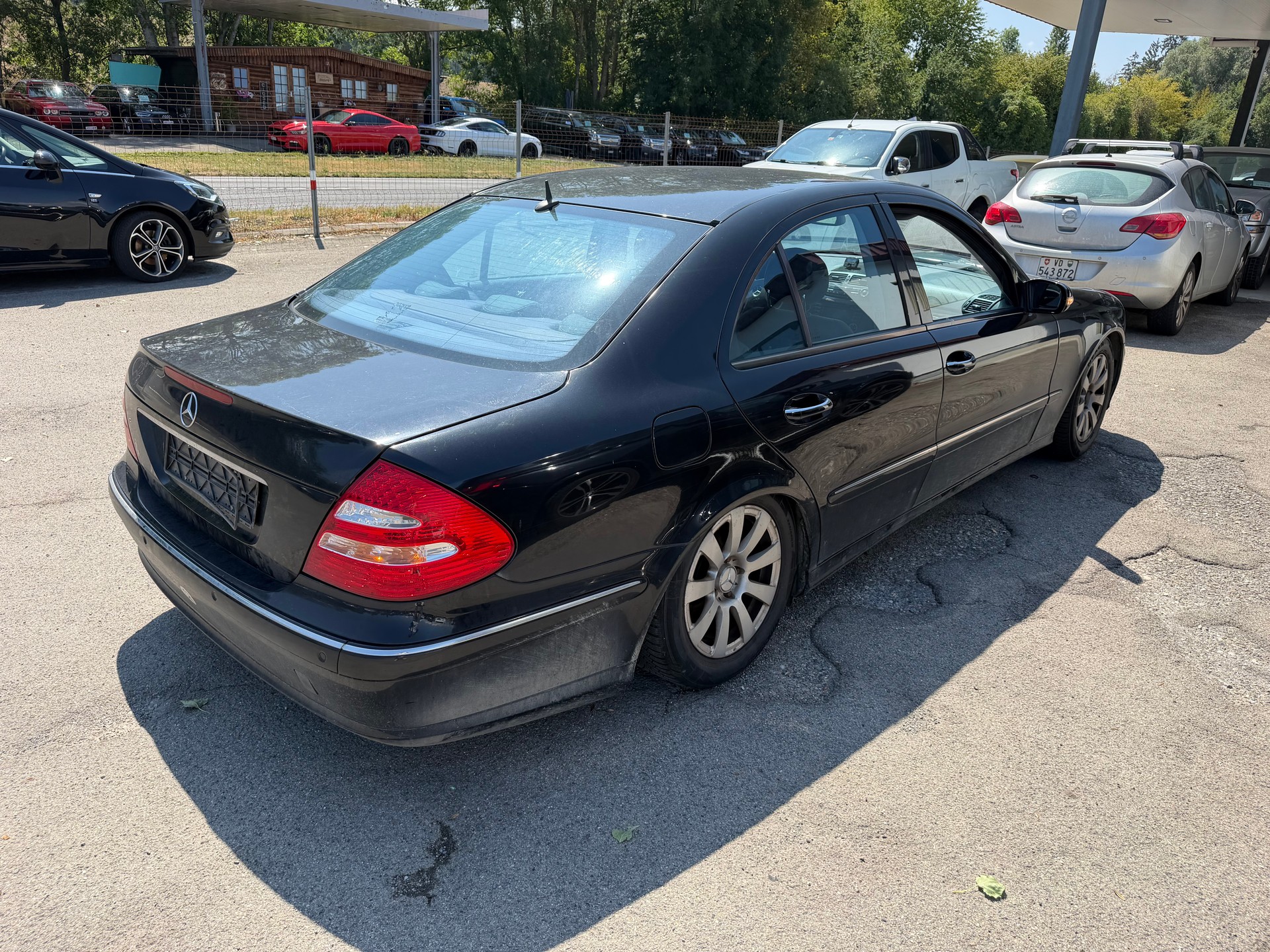 MERCEDES-BENZ E 320 Elégance Automatic-image-4