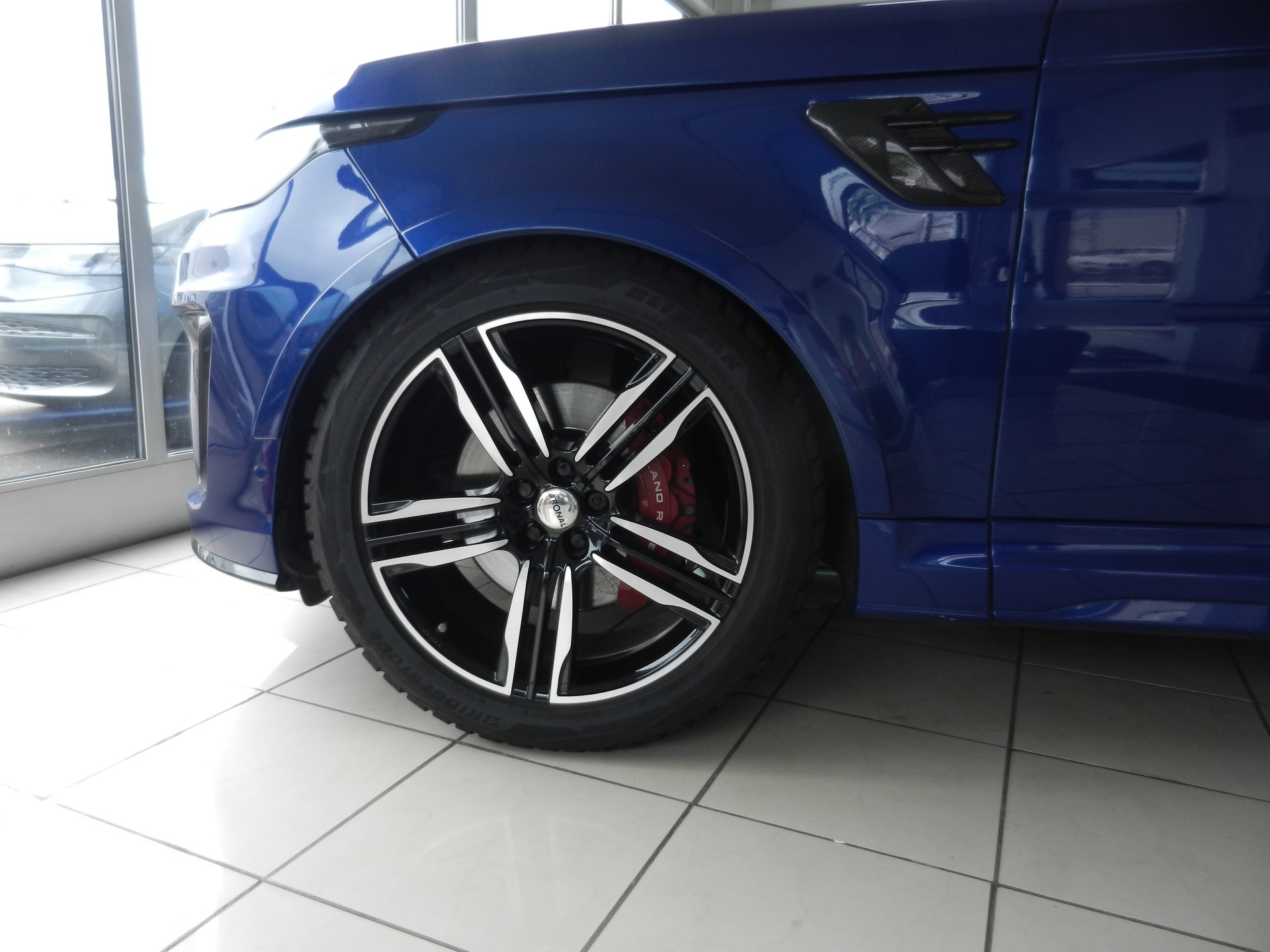 LAND ROVER Range Rover Sport 5.0 V8 S/C SVR Automatic-image-14