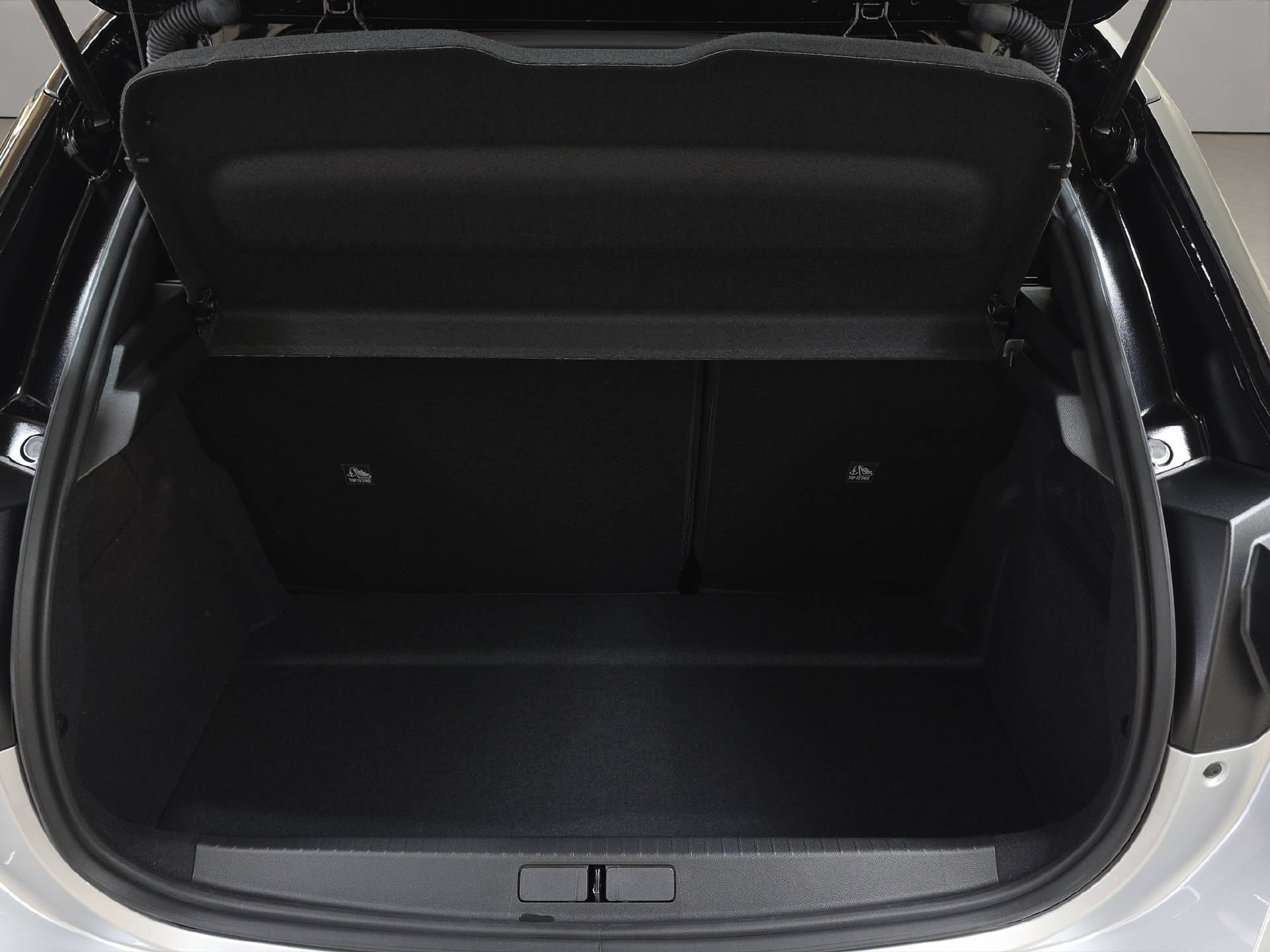 OPEL Corsa 1.2 T Hybrid Viva-image-11