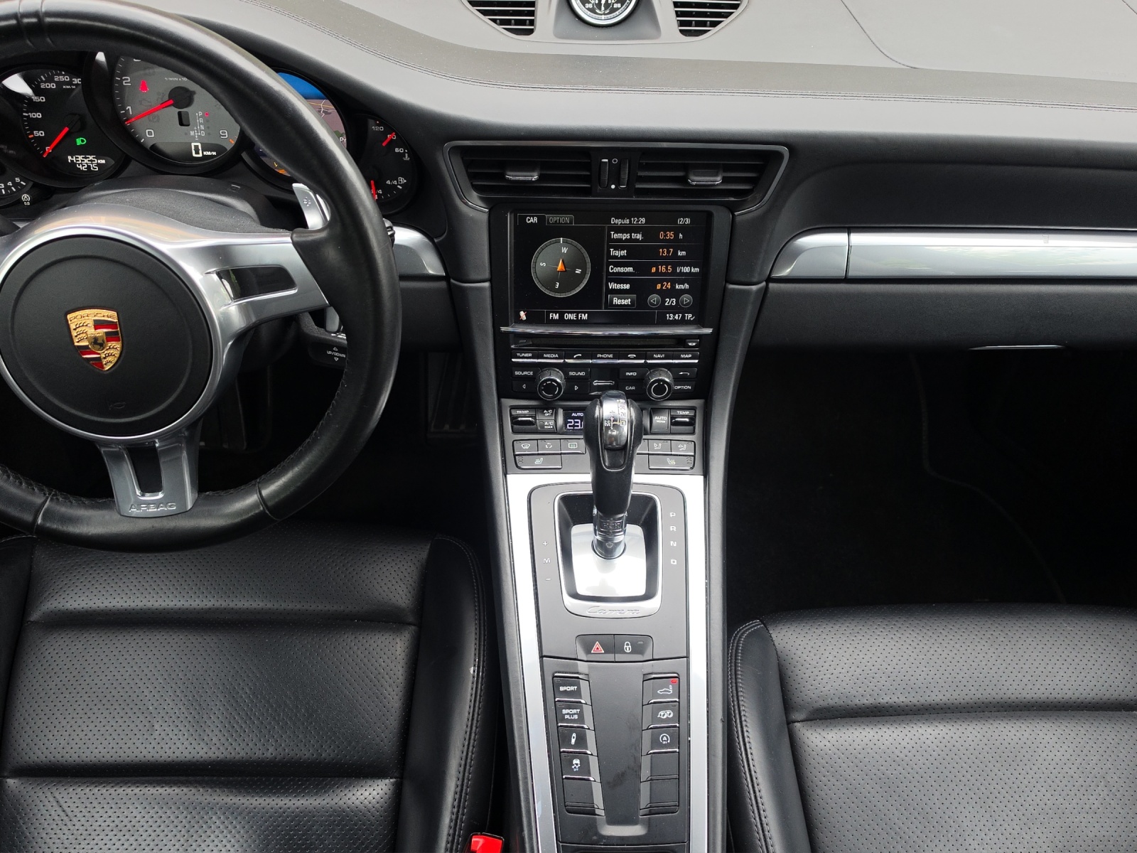 PORSCHE 911 Carrera 4S PDK-image-11