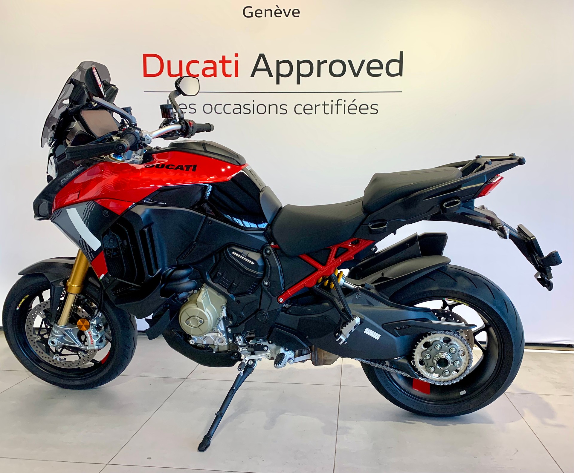 DUCATI Multistrada V4 Pikes Peak-showroom-element-1
