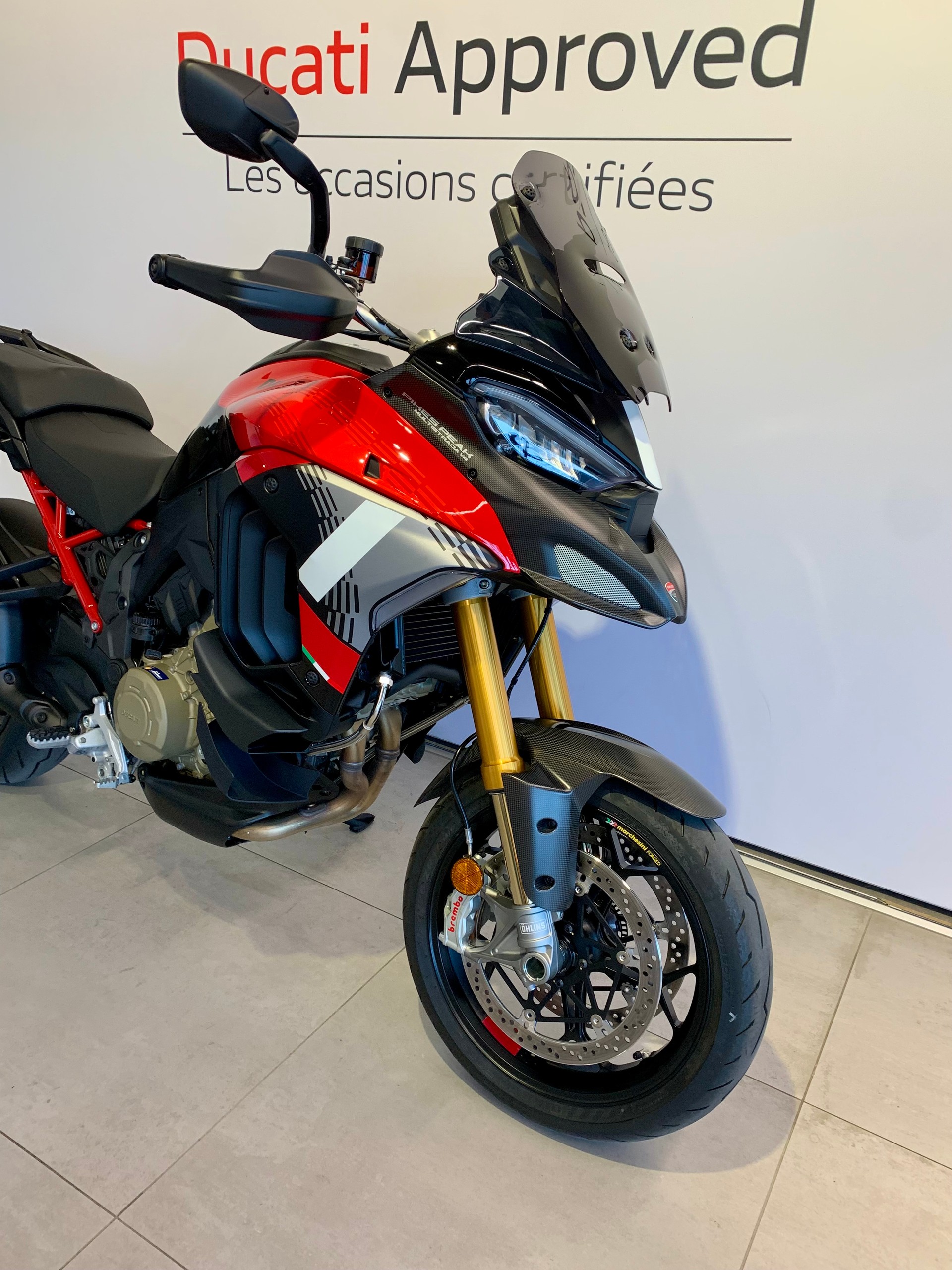 DUCATI Multistrada V4 Pikes Peak-showroom-element-3