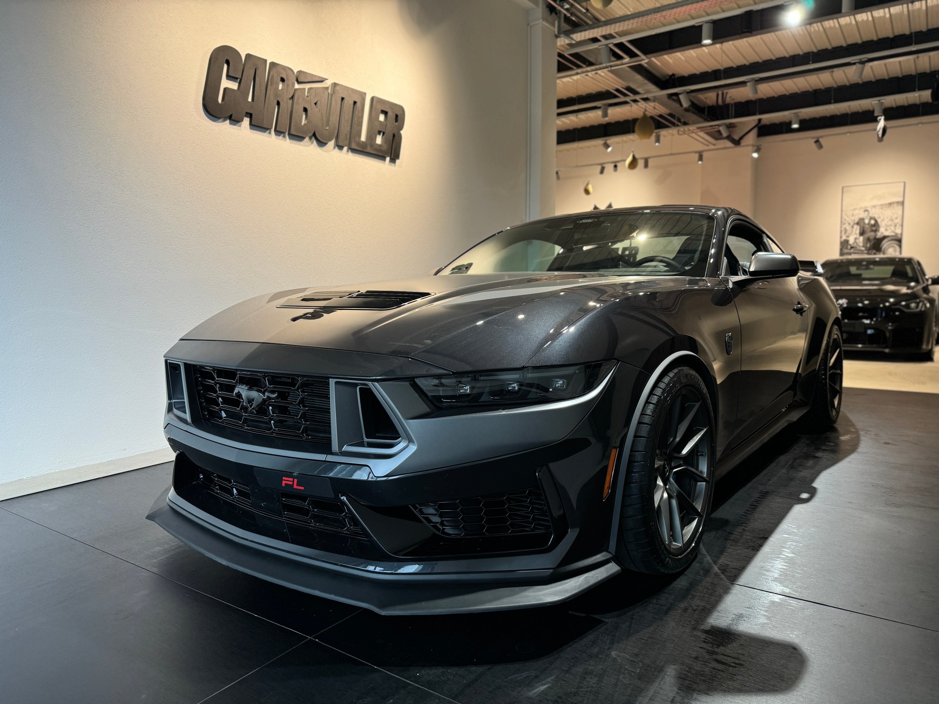 FORD Mustang Fastback 5.0 V8 Dark Horse US Version Handling Pack - DARK GREY MATTER (CARBON BLACK) 🚀 RECARO 799.- pro Monat!-image-1