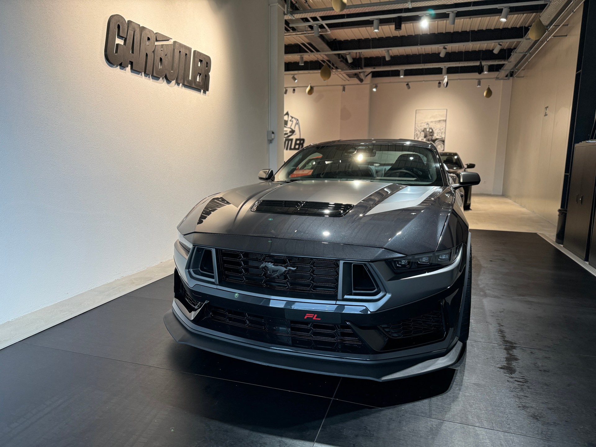 FORD Mustang Fastback 5.0 V8 Dark Horse US Version Handling Pack - DARK GREY MATTER (CARBON BLACK) 🚀 RECARO 799.- pro Monat!-image-3
