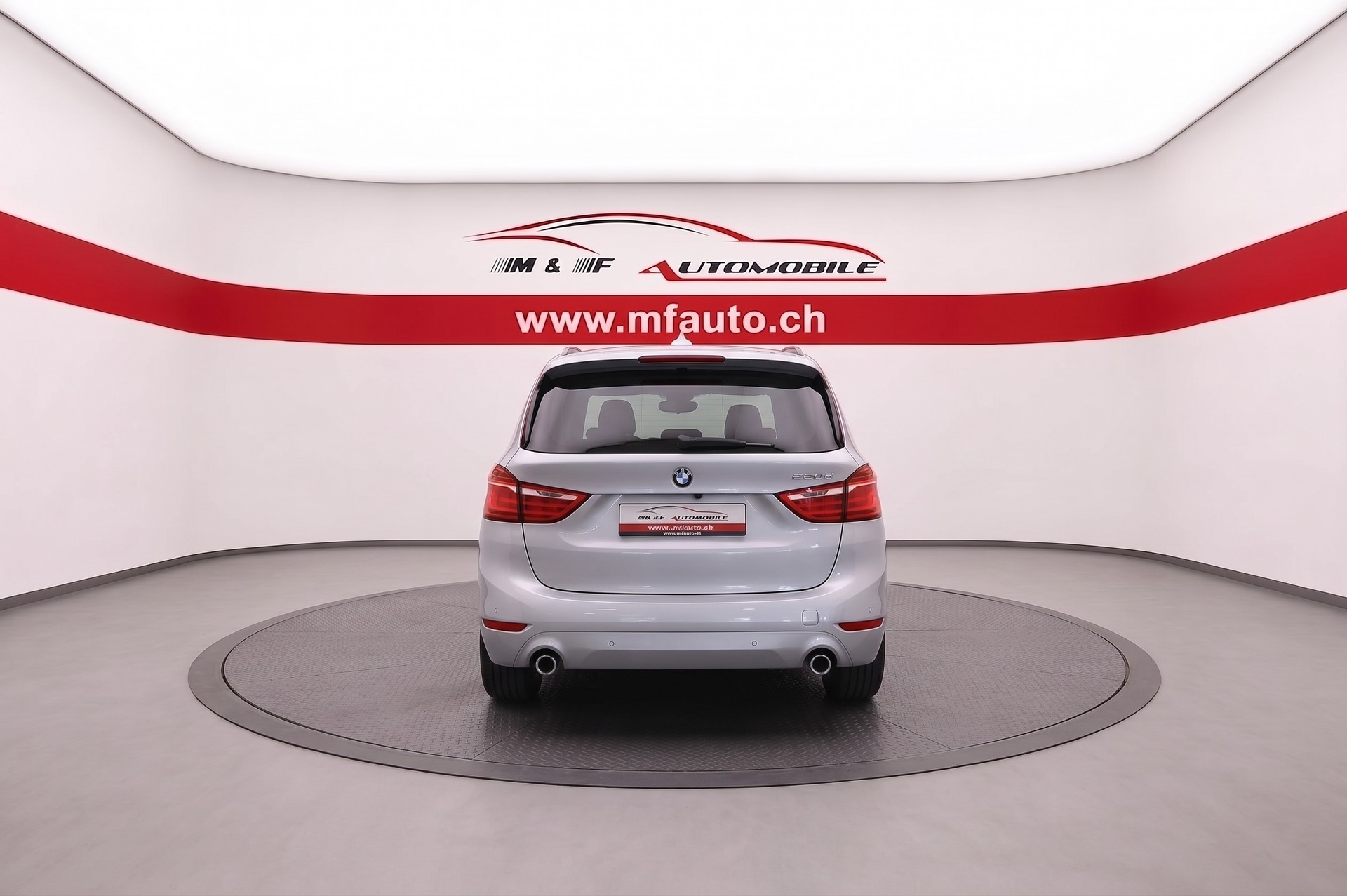 BMW 218d xDrive Gran Tourer-image-4