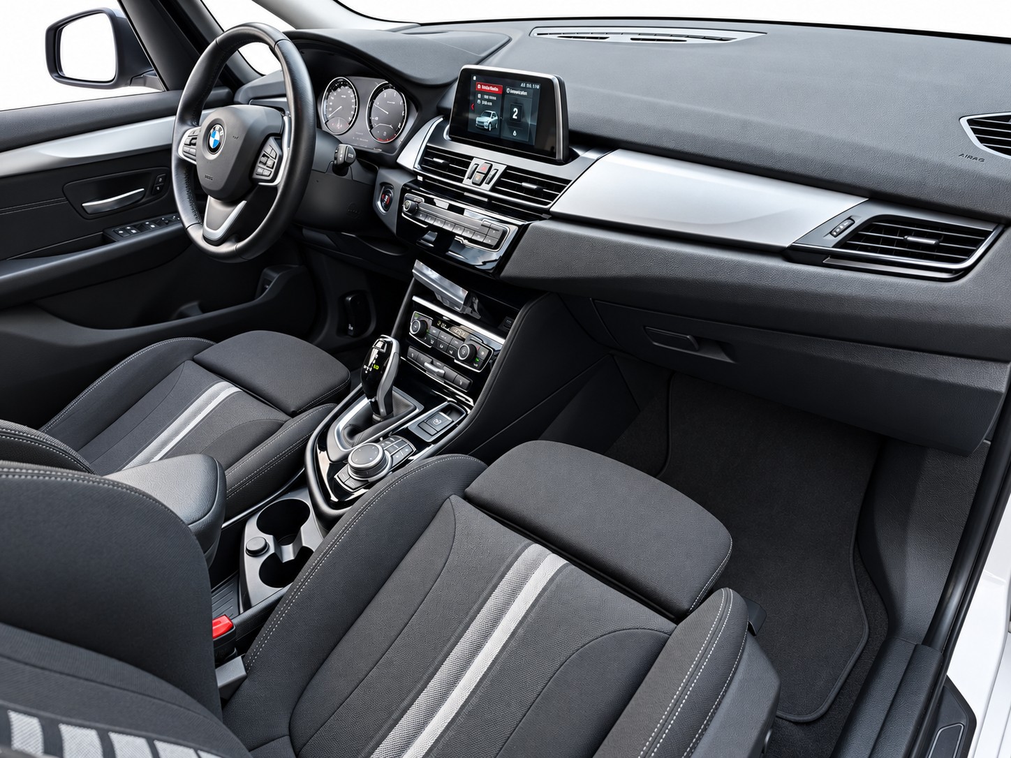 BMW 218d xDrive Gran Tourer-image-15