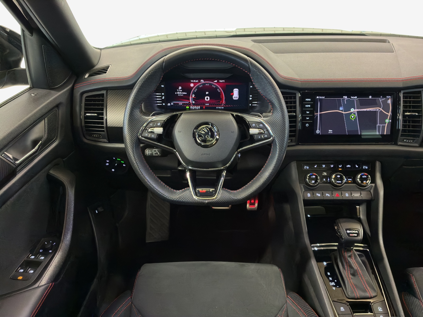 SKODA Kodiaq 2.0 TSI 4x4 RS-image-8