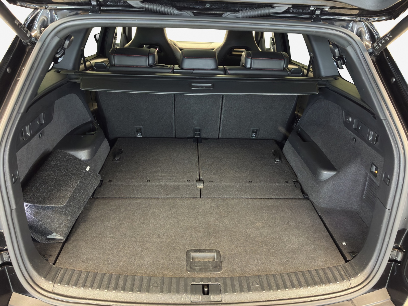 SKODA Kodiaq 2.0 TSI 4x4 RS-image-12