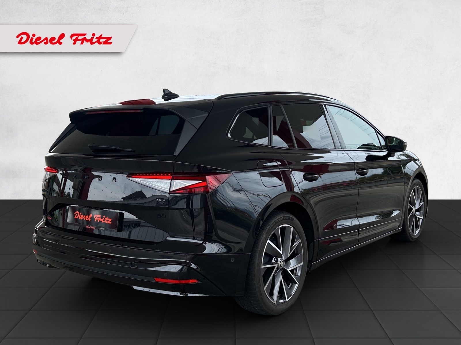 SKODA Enyaq iV 60 SportLine-image-4