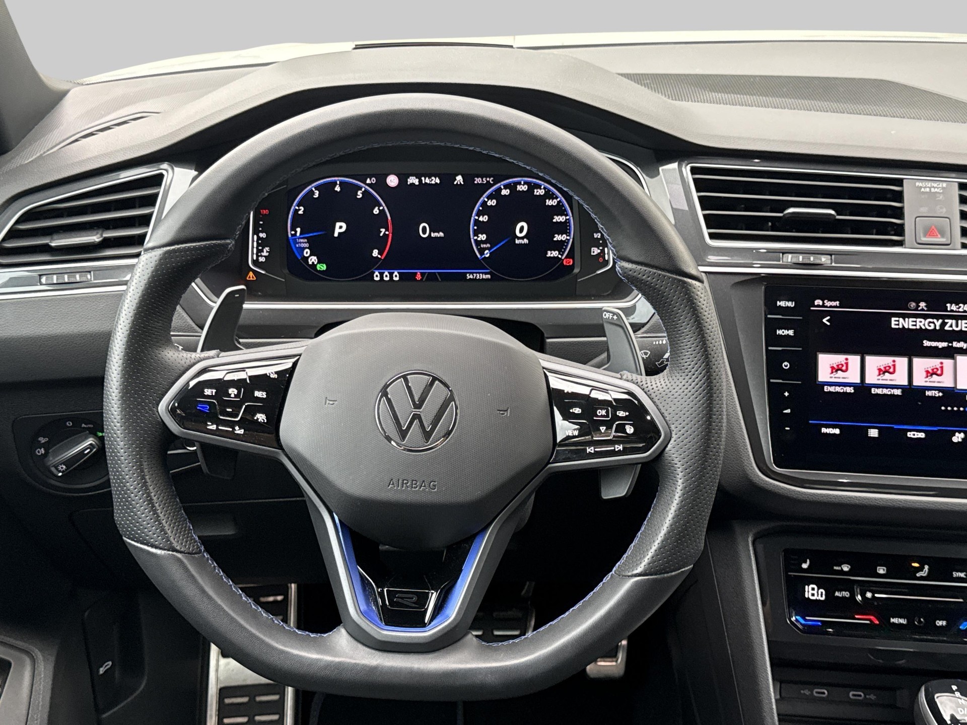 VW Tiguan 2.0TSI R 4Motion-image-13