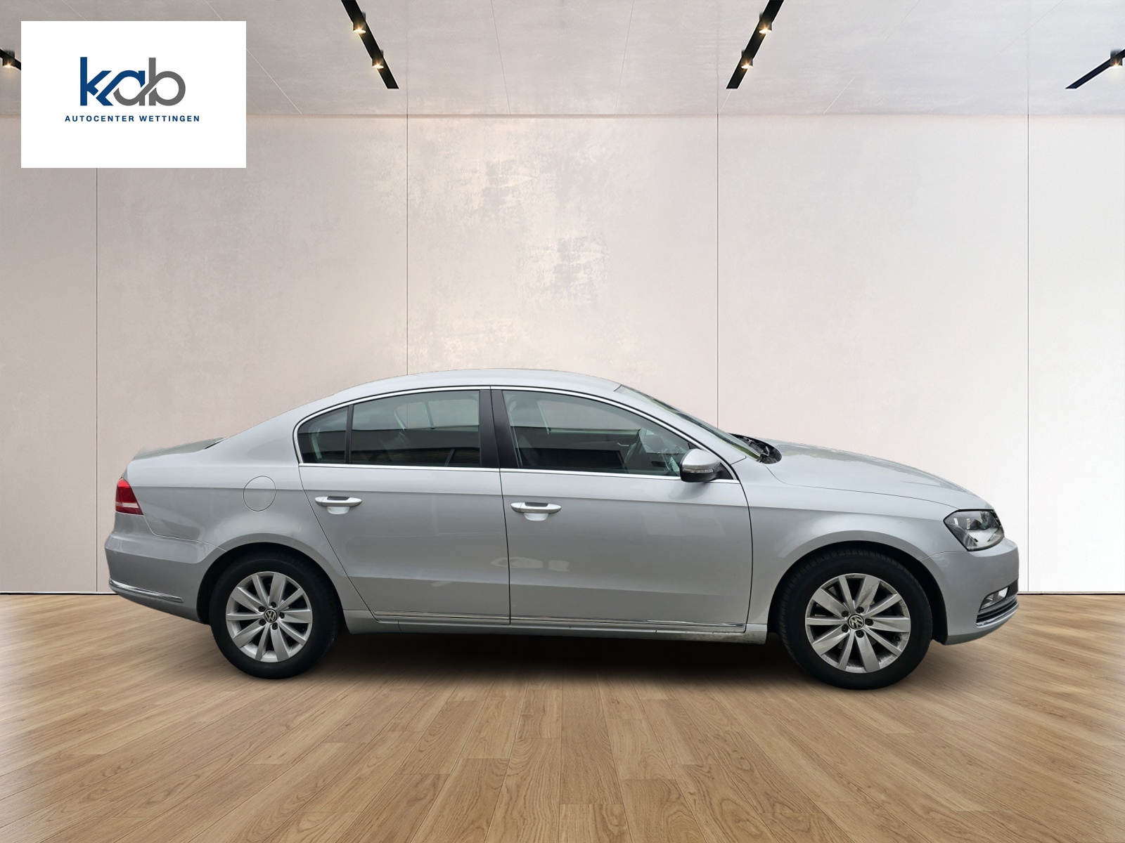 VW Passat 2.0 TDI BlueMotion Technology Trendline-image-7