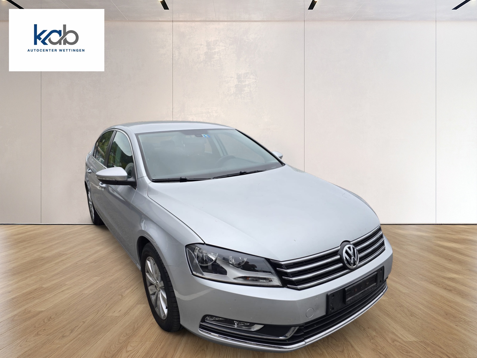 VW Passat 2.0 TDI BlueMotion Technology Trendline-image-2