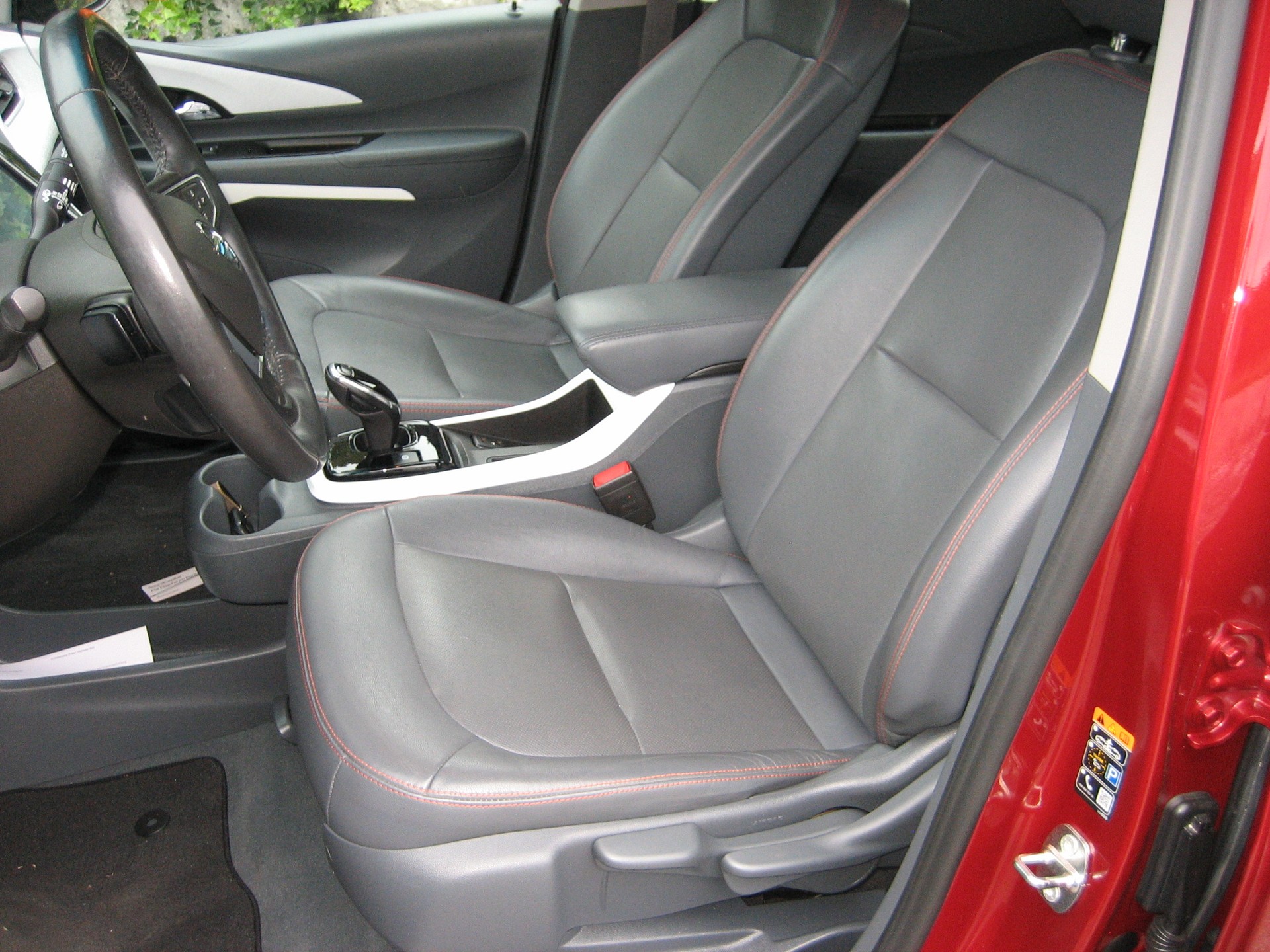 OPEL Ampera-e Excellence-image-4