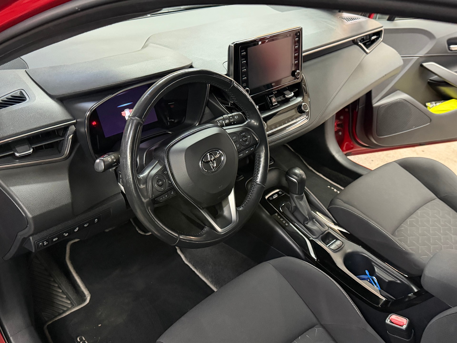 TOYOTA Corolla Touring Sports 1.8 HSD Comfort e-CVT-image-11