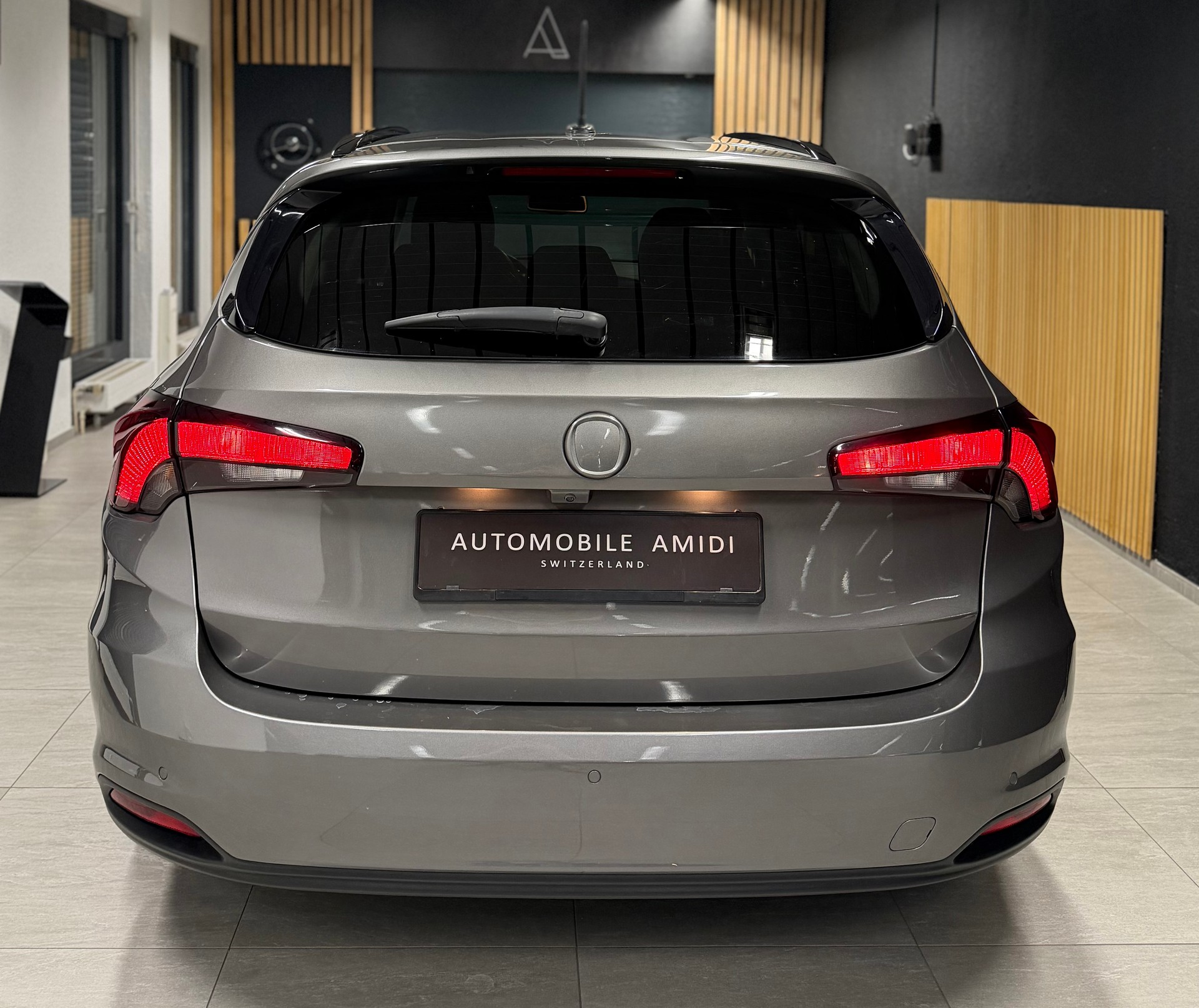 FIAT Tipo 1.6MJ Station Wagon Pop Star DCT-image-3