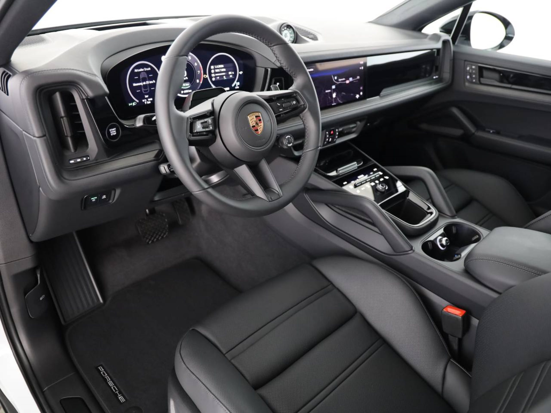 PORSCHE Cayenne E-Hybrid Coupé Black Edition-image-3