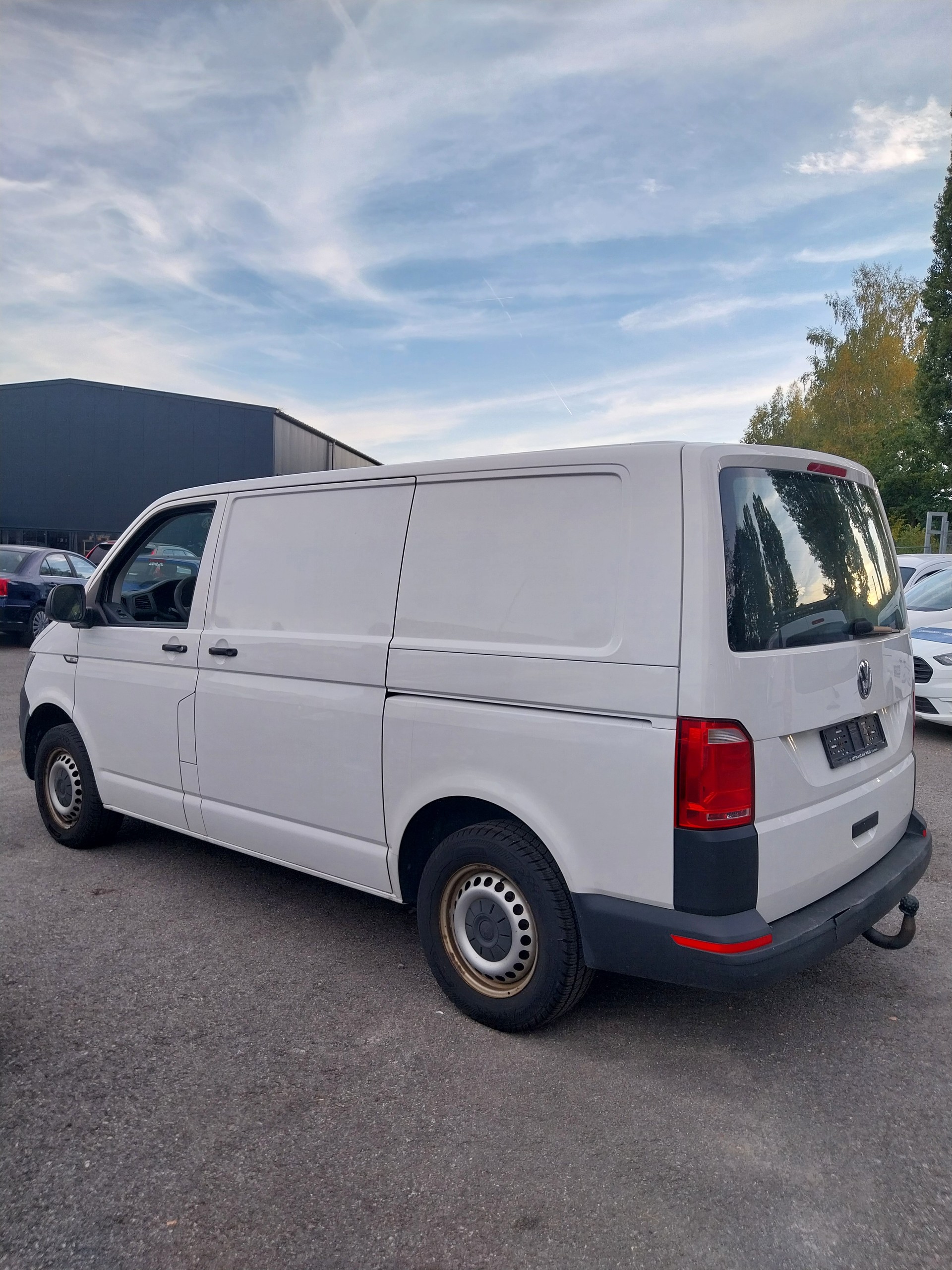 VW T6 2.0 TDI 4Motion-image-3